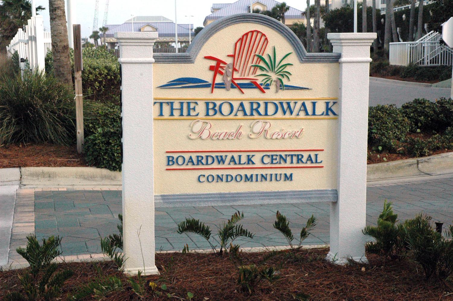 Boardwalk 2111 'Seaside Memories' view 2