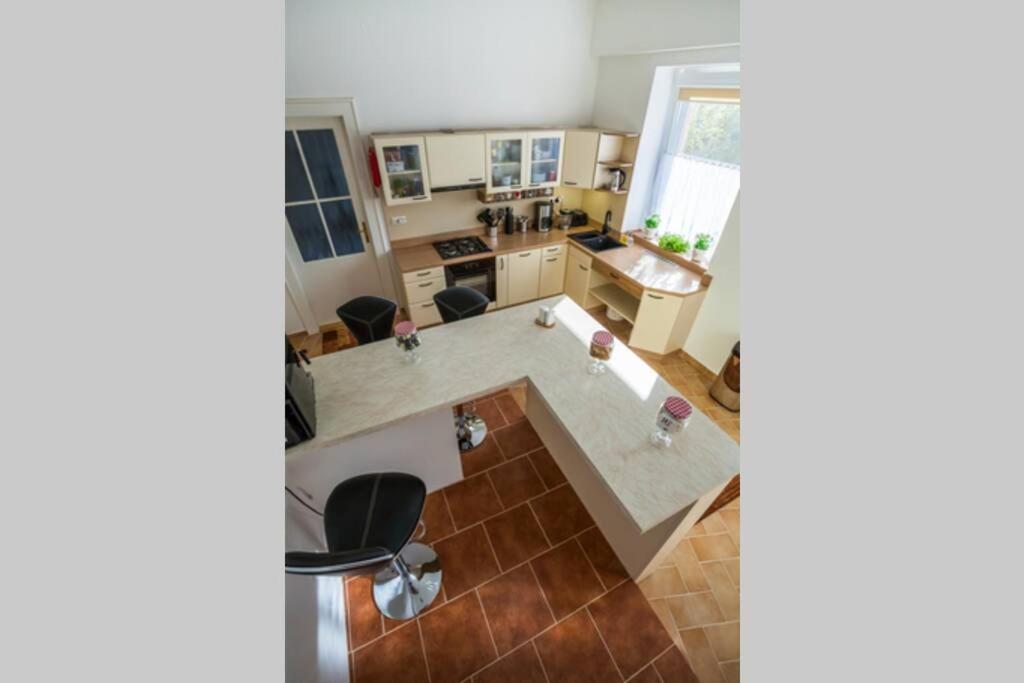 Luxury Air-conditioned Family Apartment Špitálska Old Town view 3