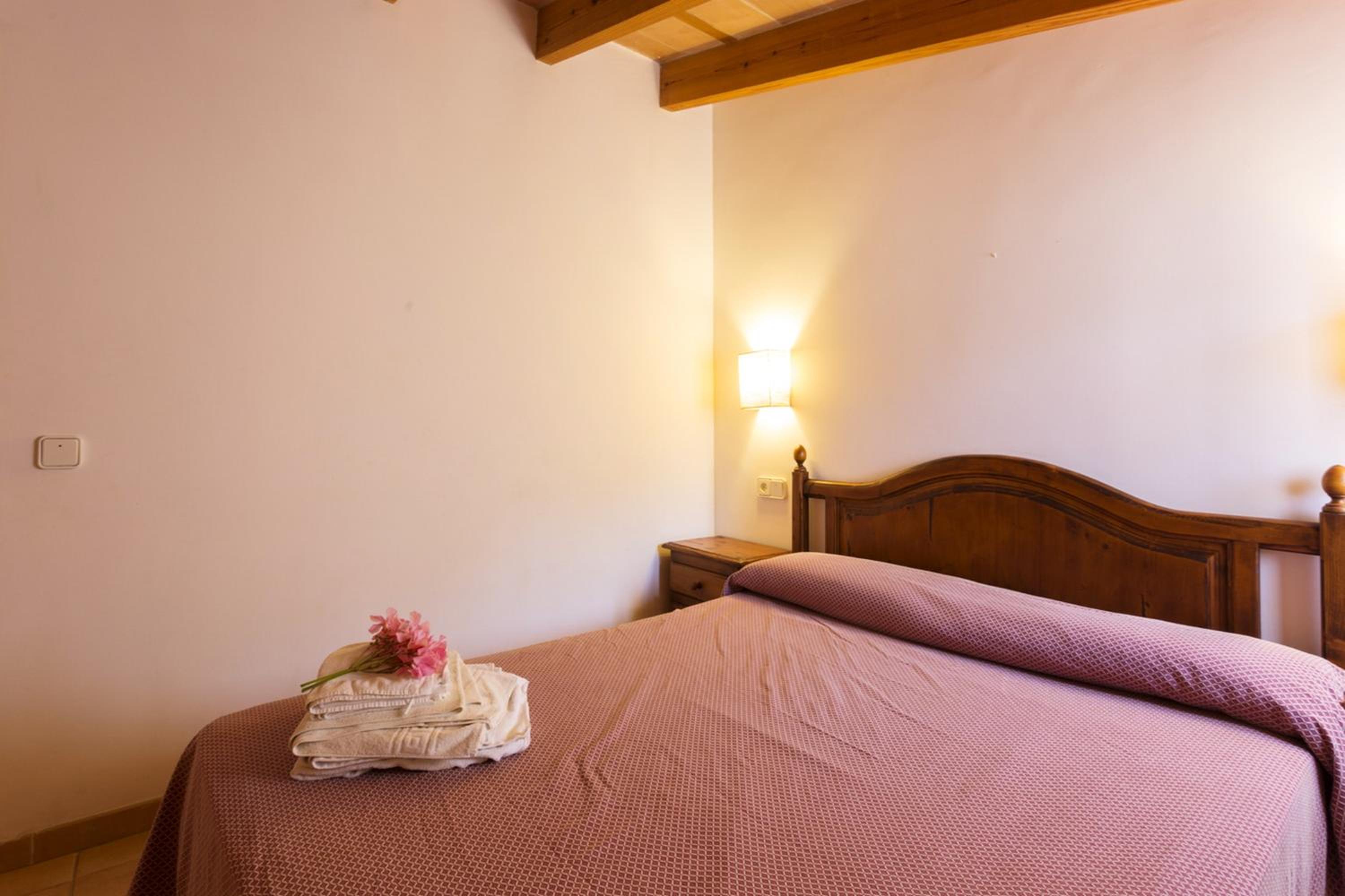 Spacious apartment in Pollenca with mountain view