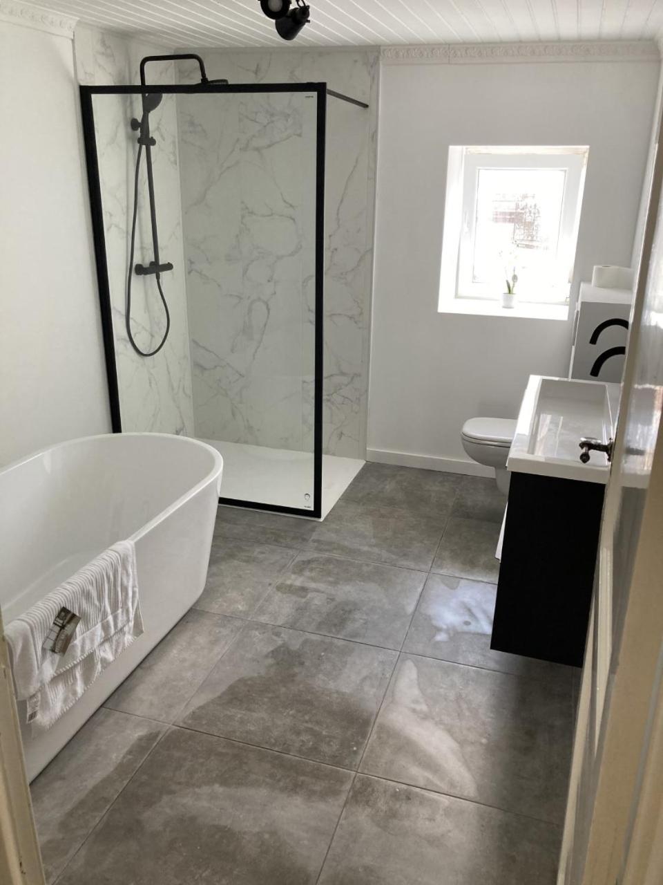 Maison Martha - sauna en jacuzzi - 12 personen