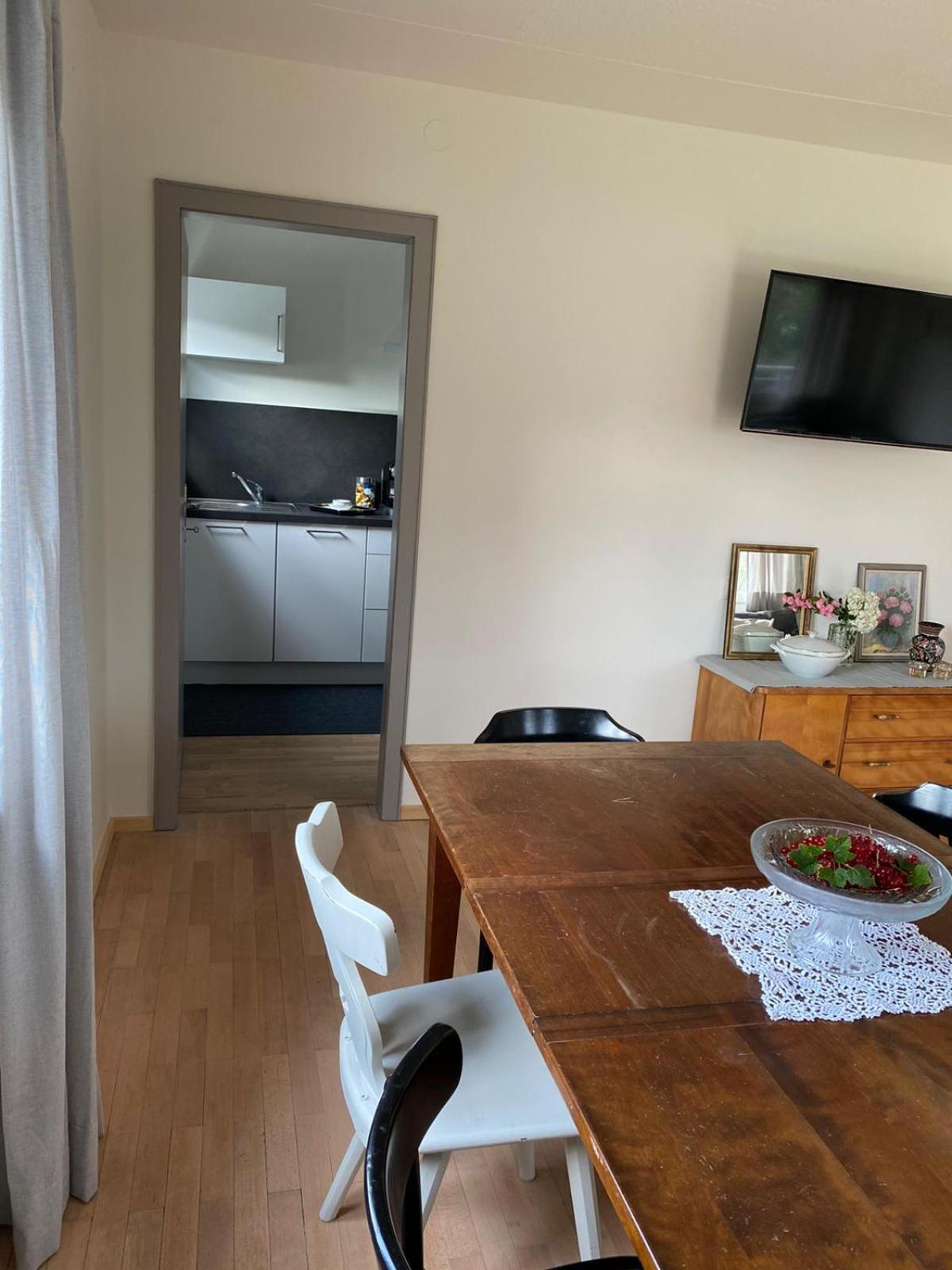 Haus mit 6 Schlafzimmer, Pool und großem Garten view 4
