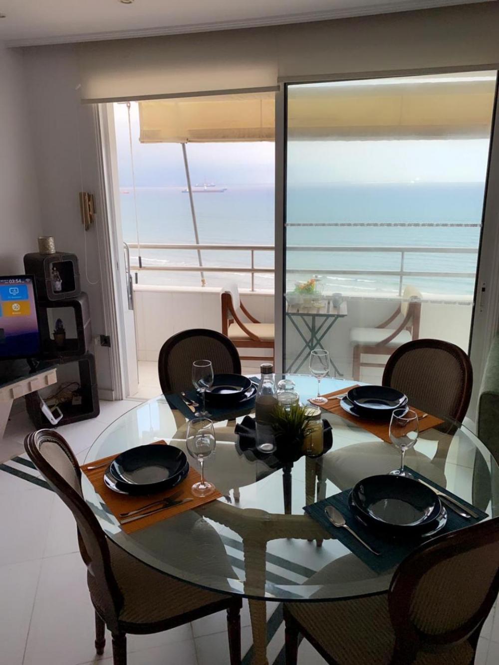 Larnaca Room, 50m to the Finikoudes beach view 2