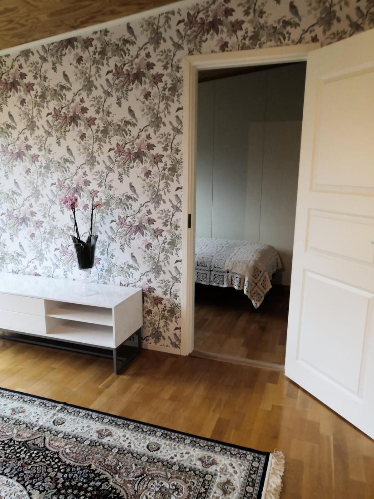 RBA RentHouse Apartment 3 view 4