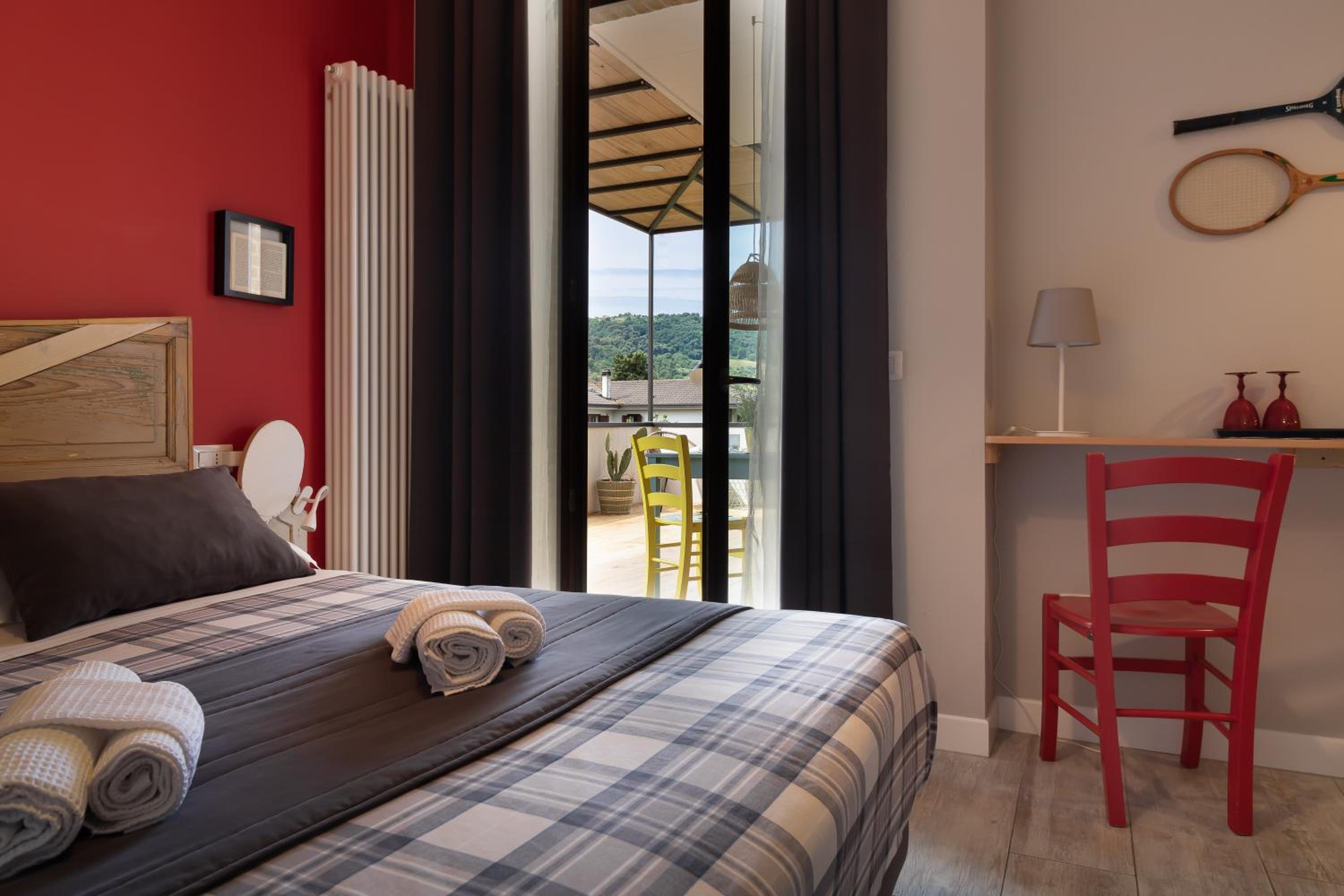 Bed and Breakfast Bric & Brac