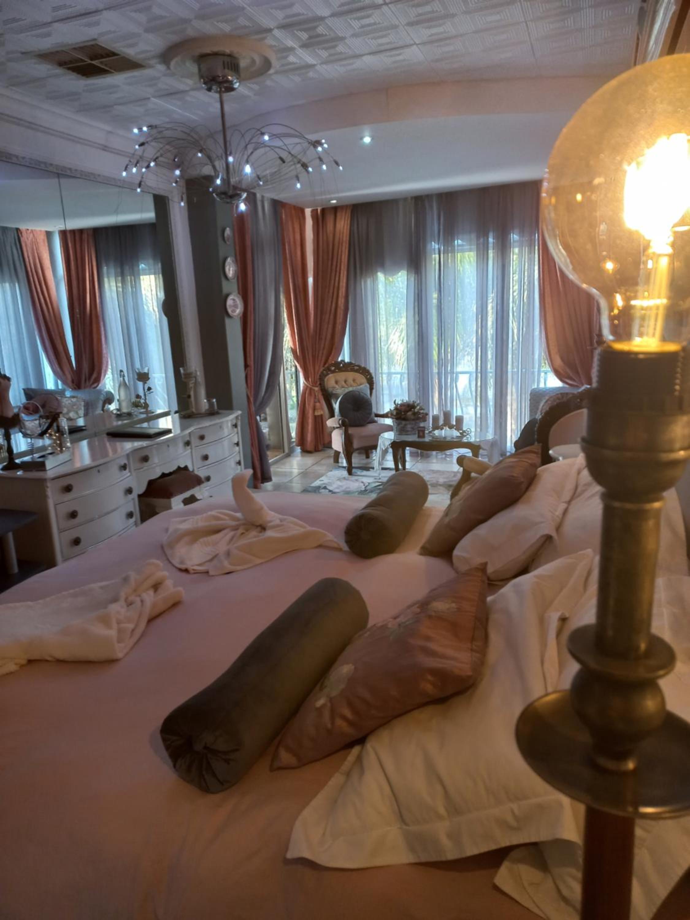 Belurana River Manor