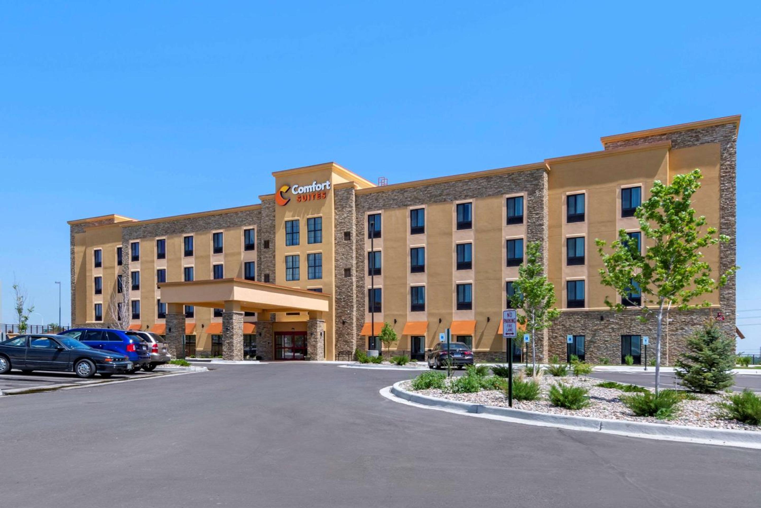 Hotel Comfort Suites Broomfield-Boulder-Interlocken - Image 1
