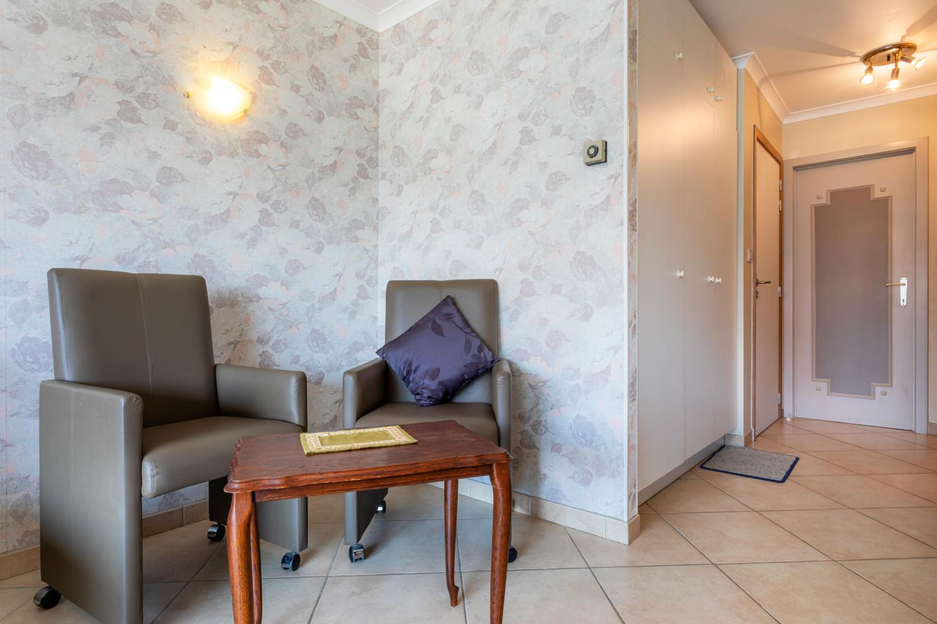 Zuydcoote B0 - 1 bedroom 5p - groundfloor - sunny located at 5 steps from the sea