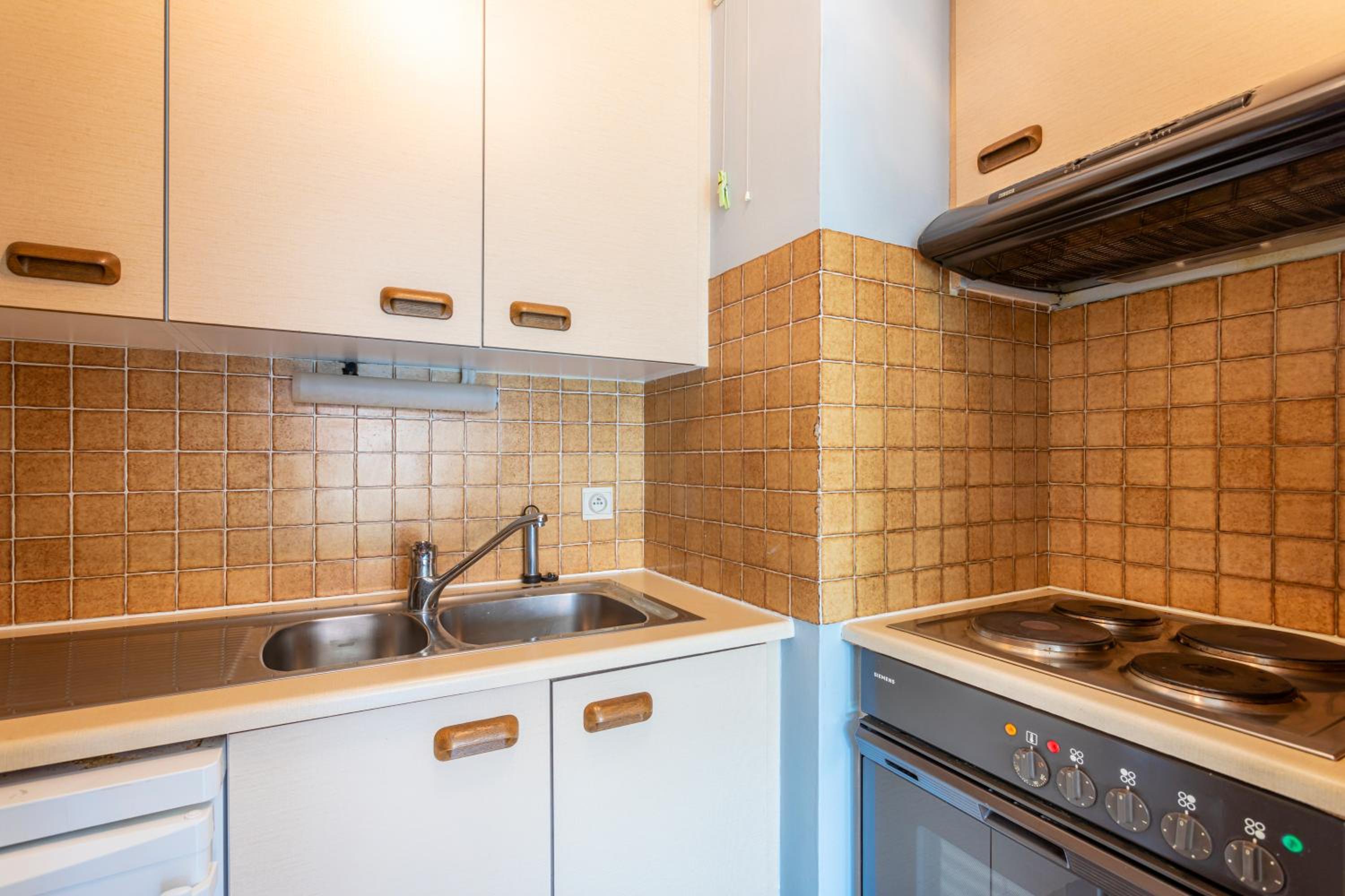 Zuydcoote B0 - 1 bedroom 5p - groundfloor - sunny located at 5 steps from the sea