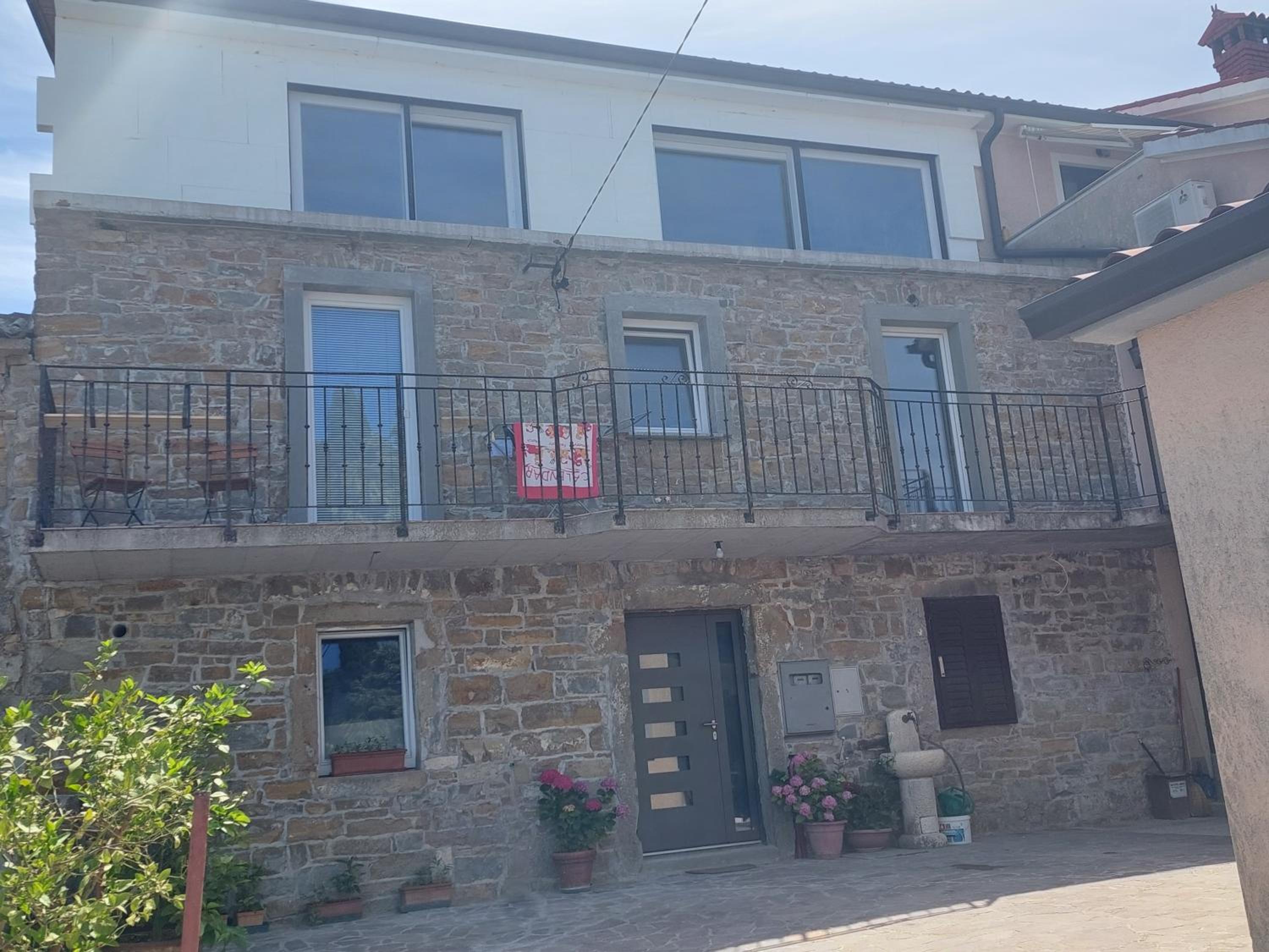 Apartma RENE 2 view 3