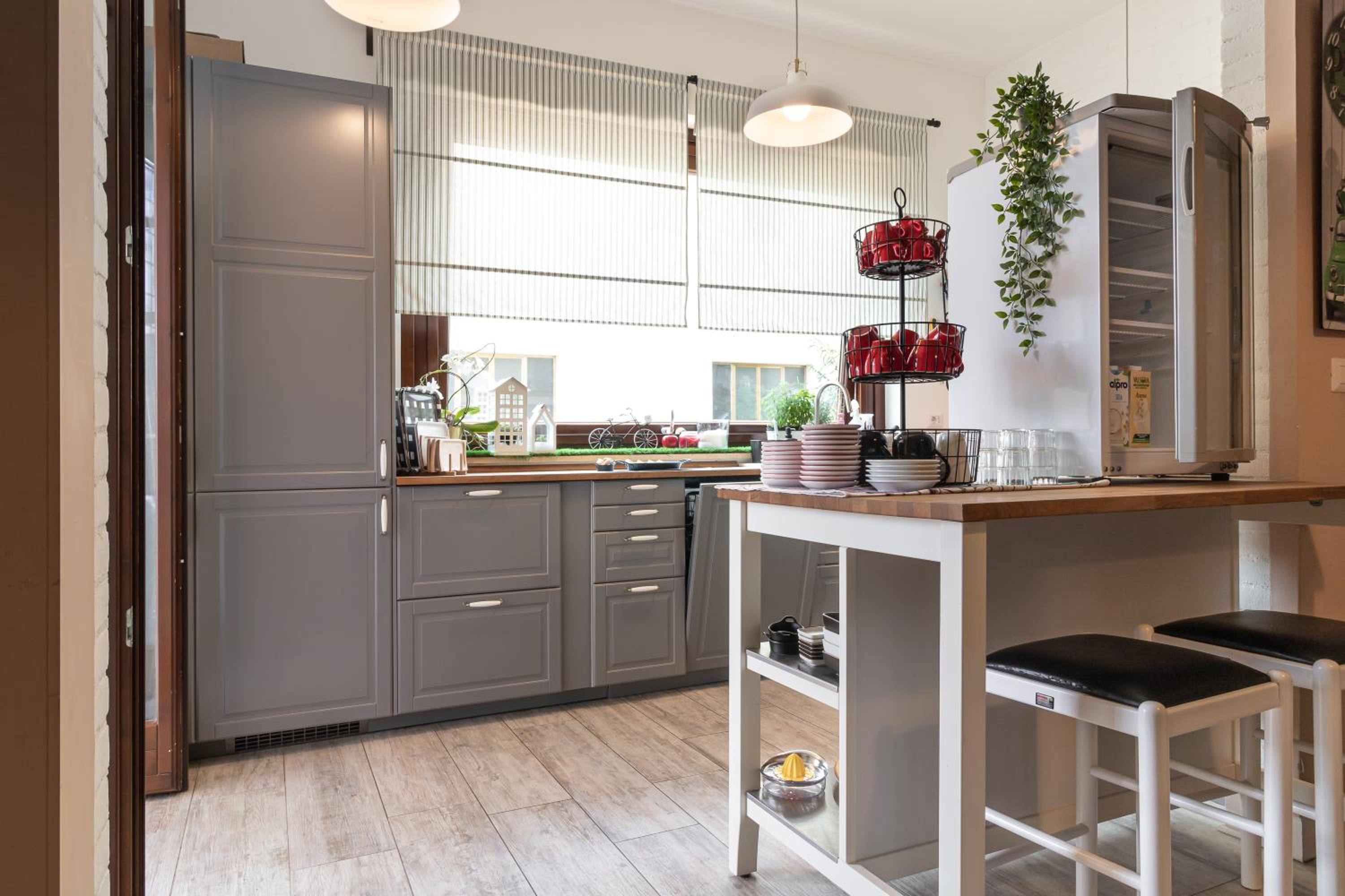 Bed and Breakfast Bric & Brac