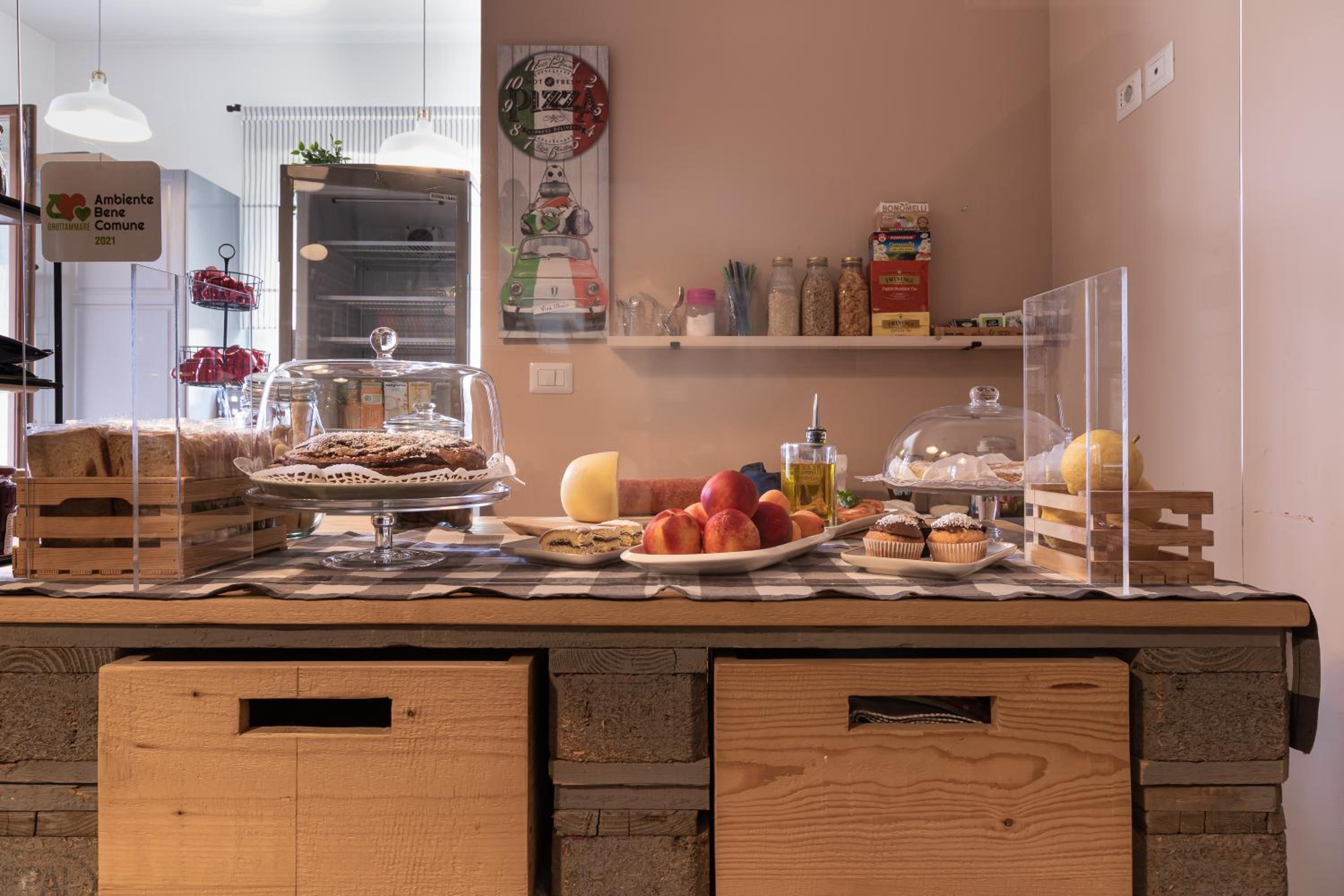 Bed and Breakfast Bric & Brac