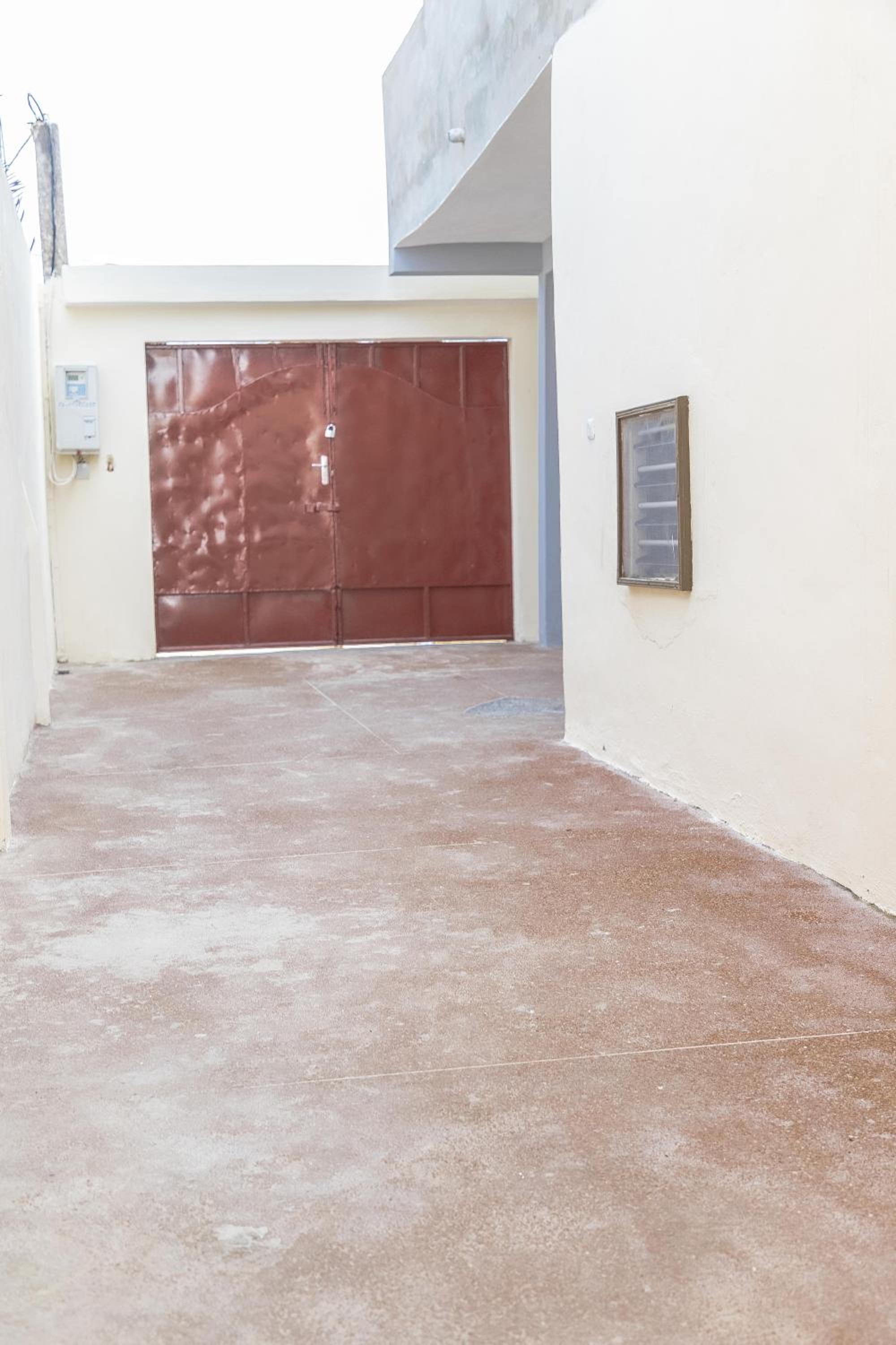 Appartement F4 Climatisé niveau Etage à Totsi près de la maison ADEBAYOR view 2