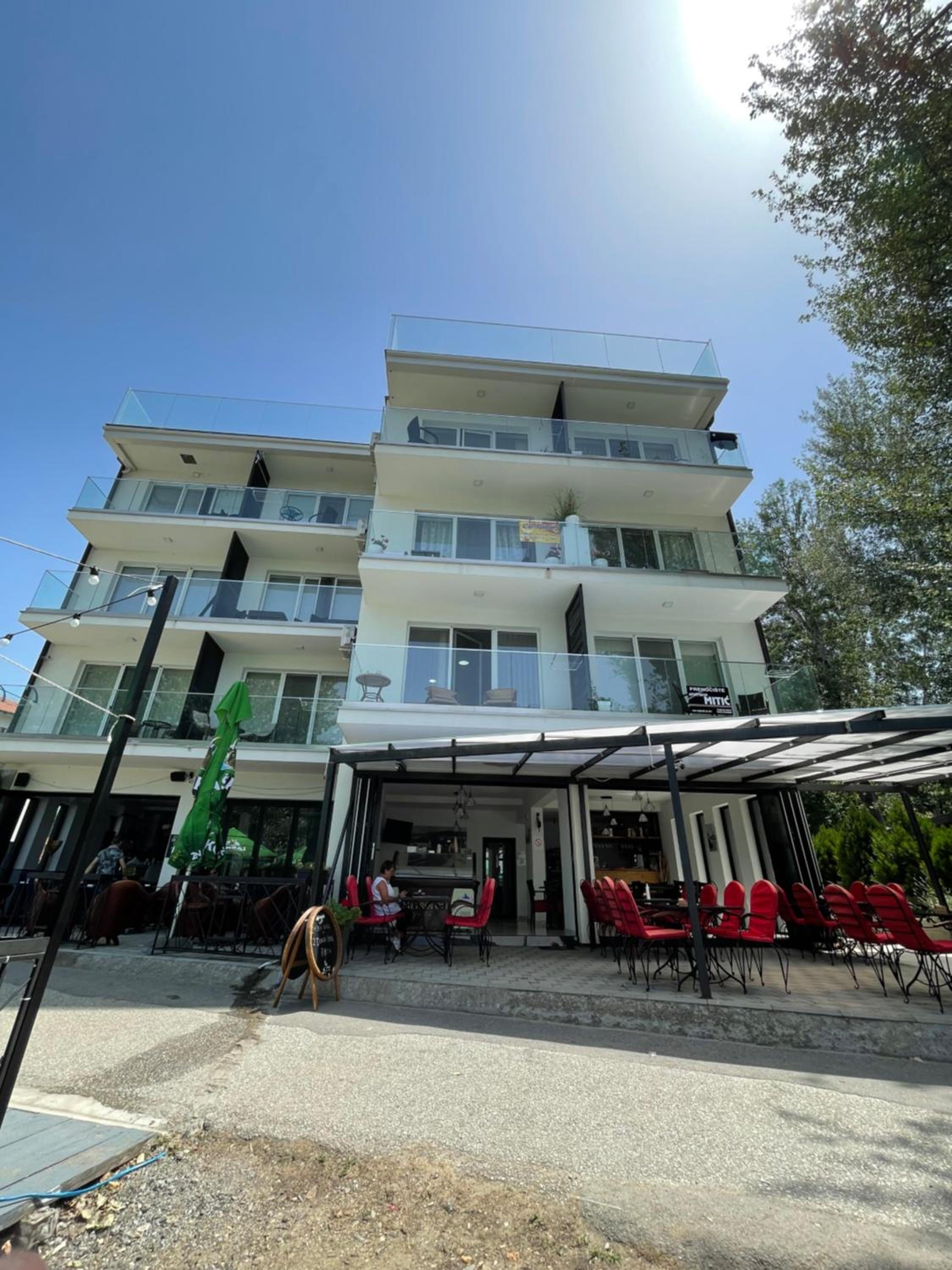 Apartmani Tašić Lakeview Studio view 5