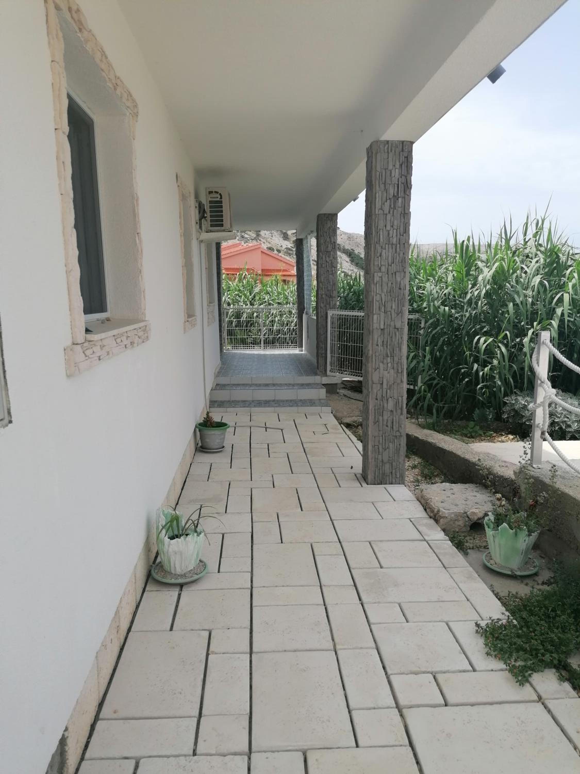 Photo 29