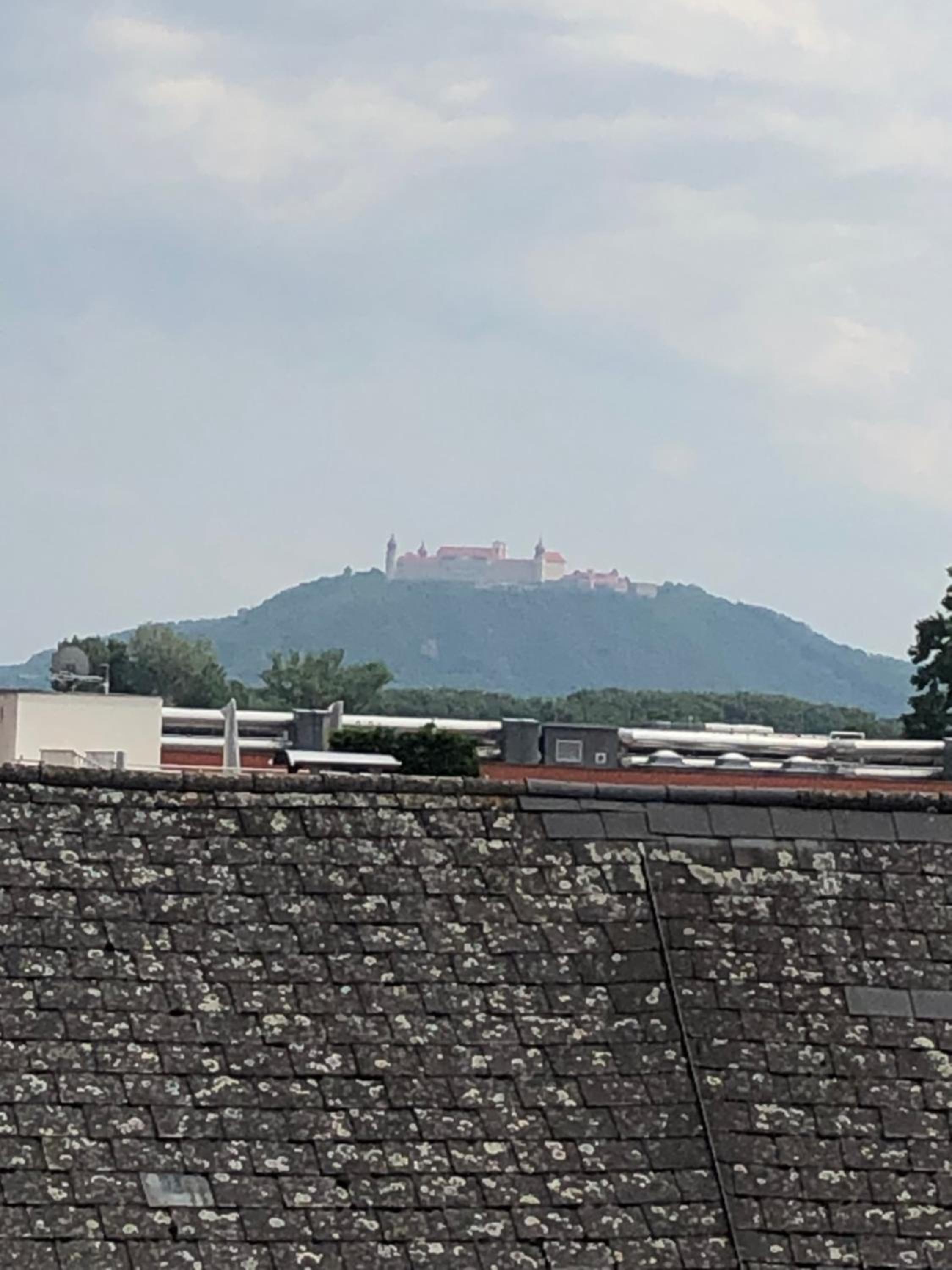 Danube Living Collection - Krems Dachsberggasse - 90qm Altstadt-Loft mit Stadtblick view 3