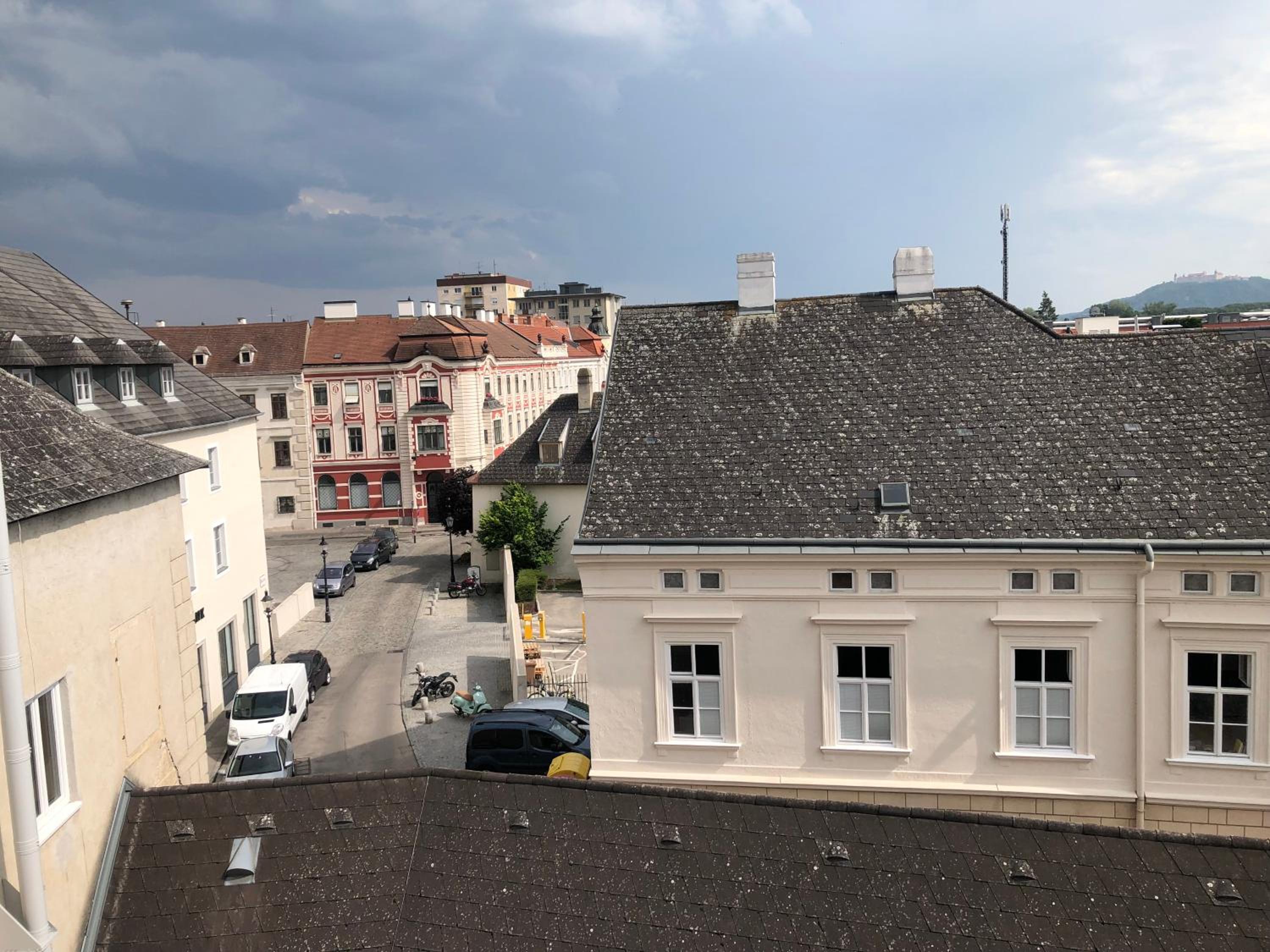 Danube Living Collection - Krems Dachsberggasse - 90qm Altstadt-Loft mit Stadtblick view 5