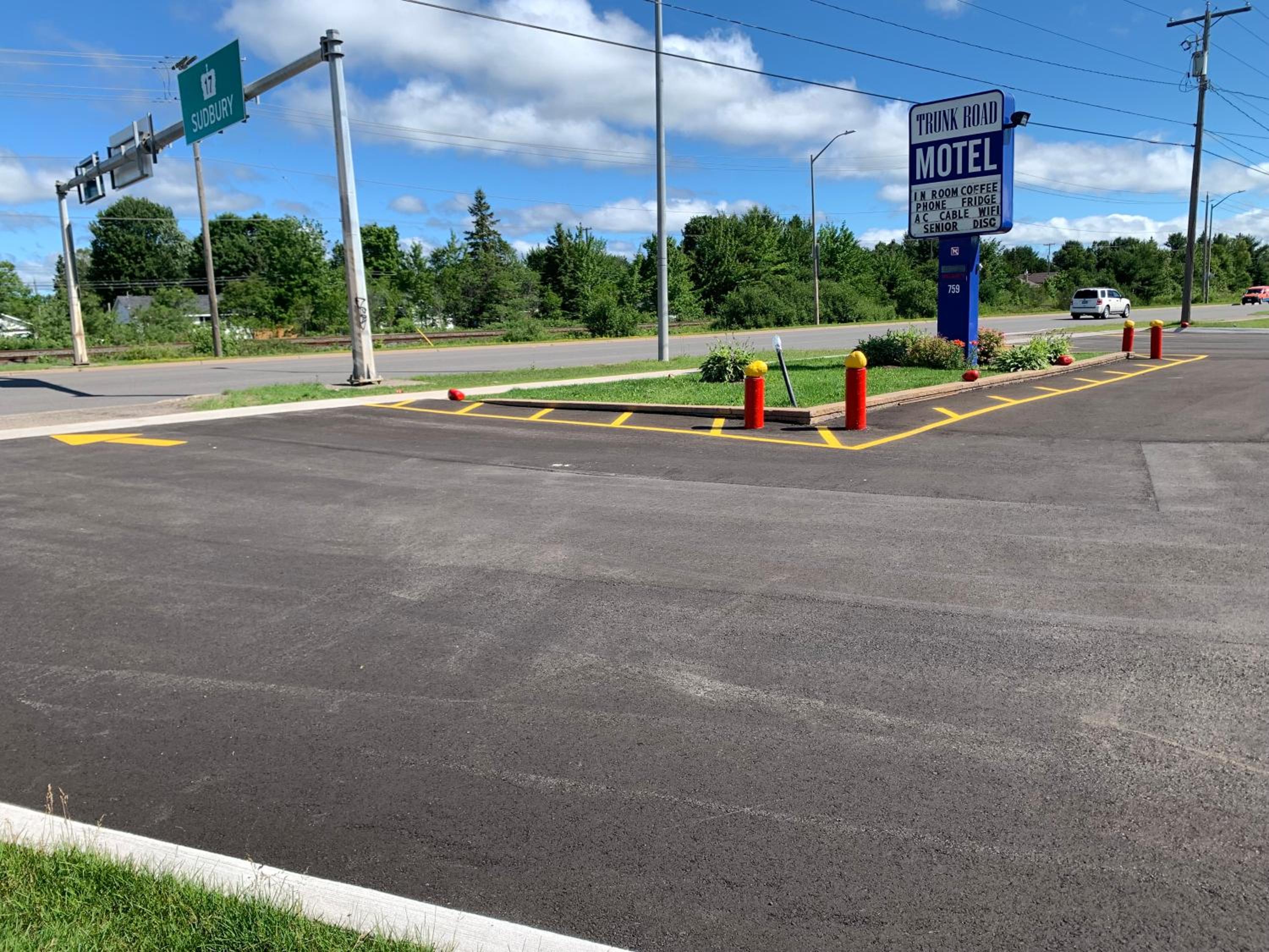 Trunk Road Motel - Image 2