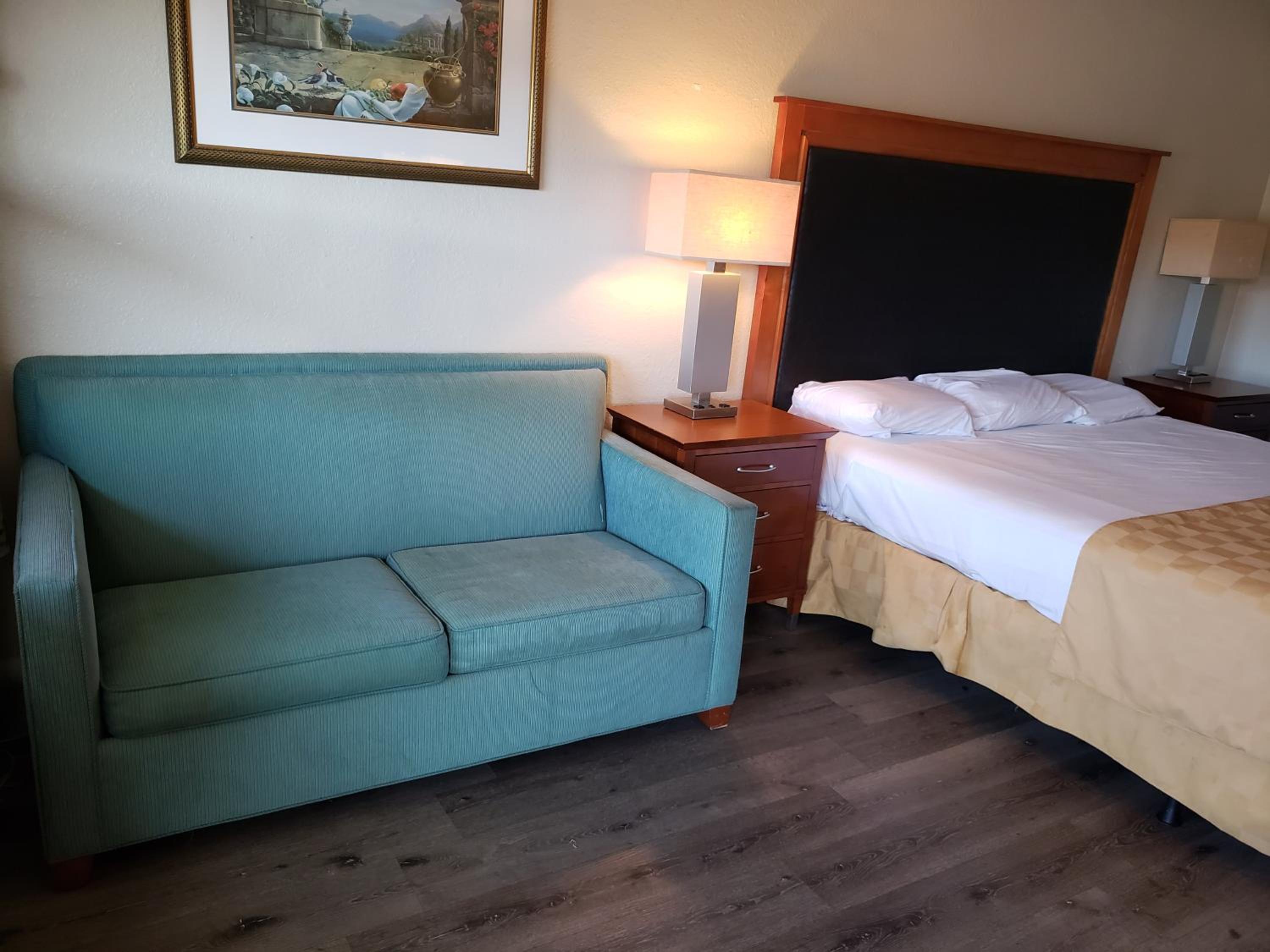 Knights Inn Kissimmee view 2