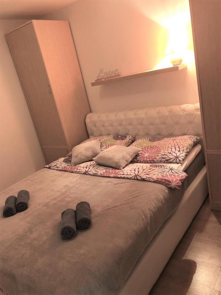 Apartment Vis view 3