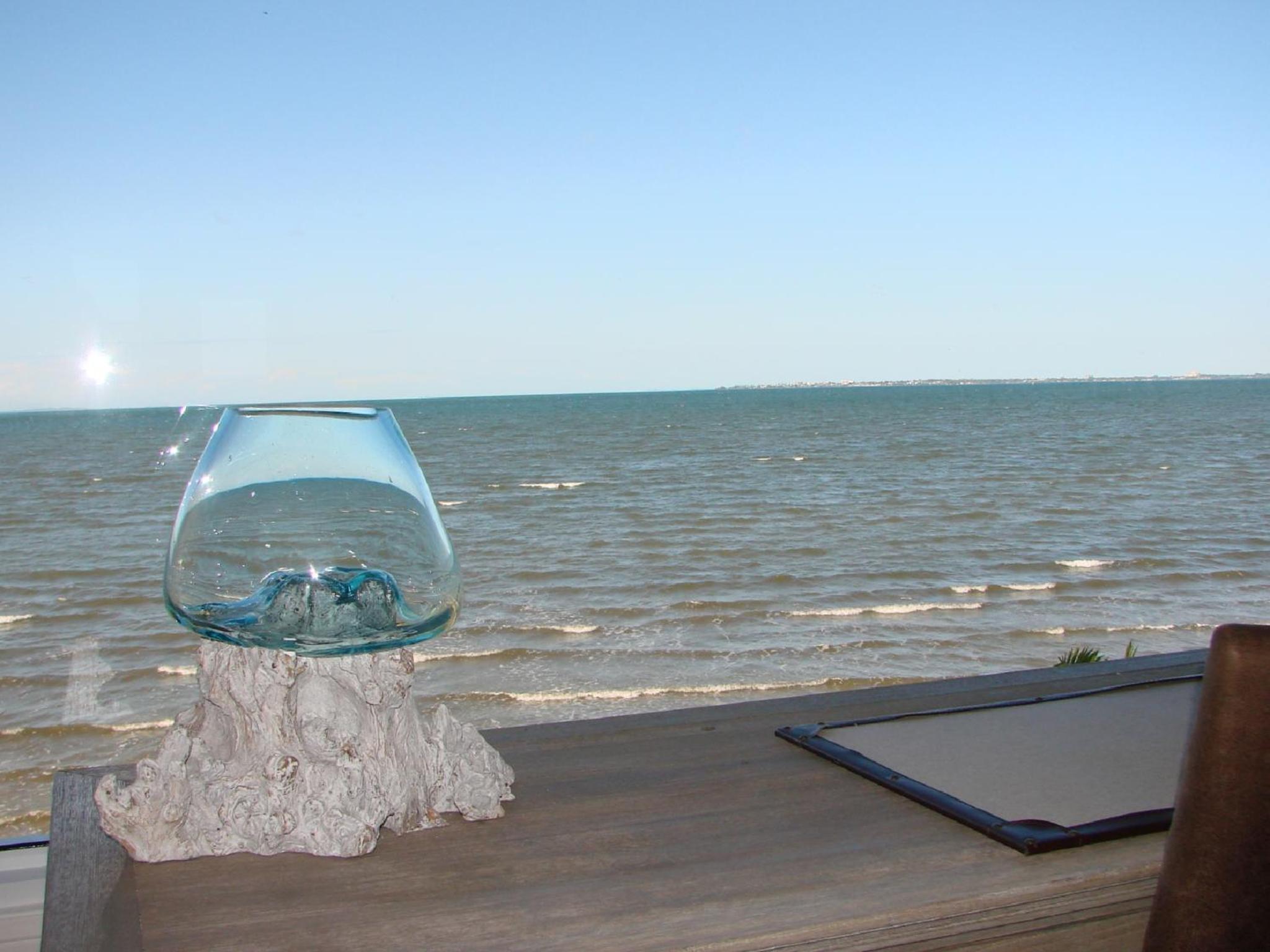 Ocean Pearl - 3 bedroom beachfront property!