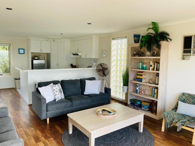 The Esplanade Holiday Home