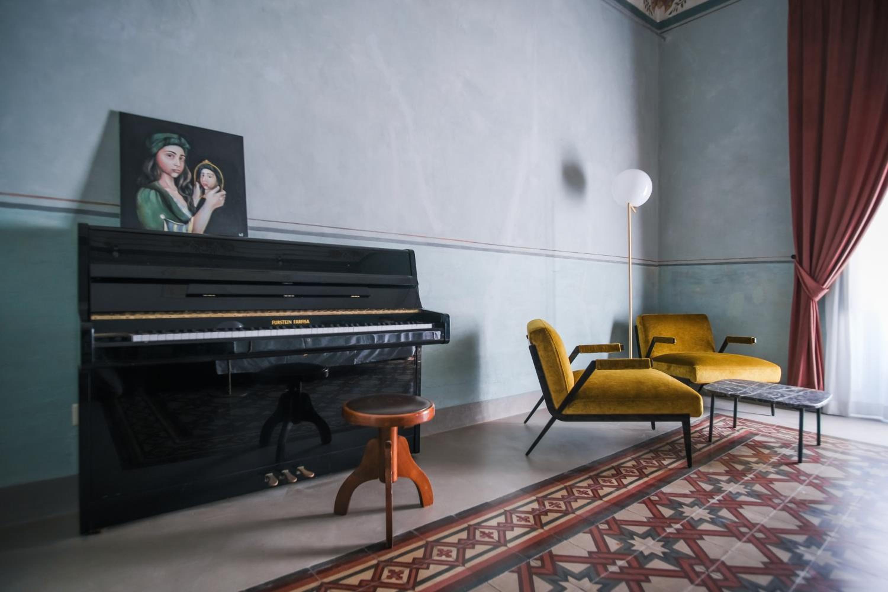 lounge