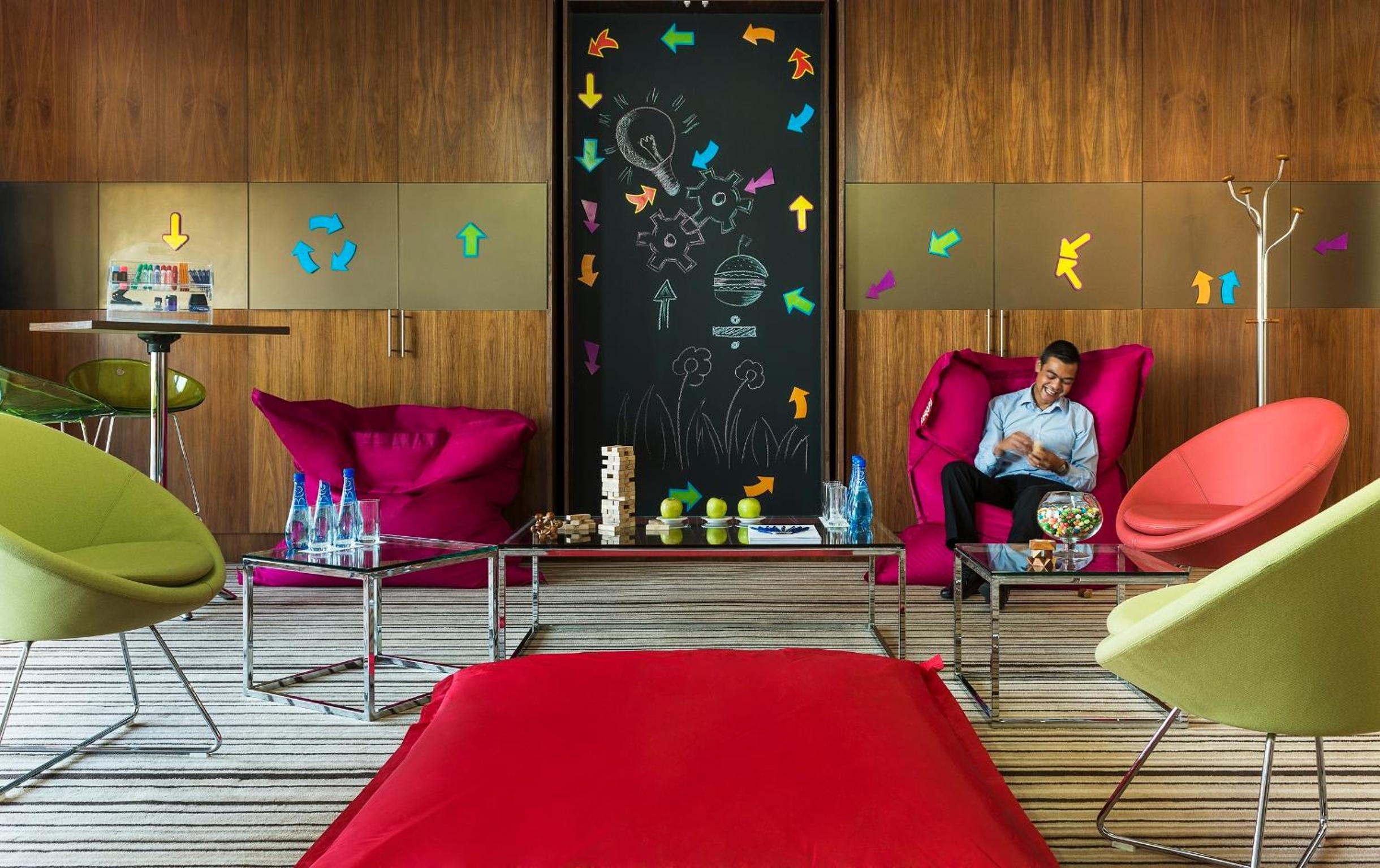 Yas Plaza Mangroves by IHG