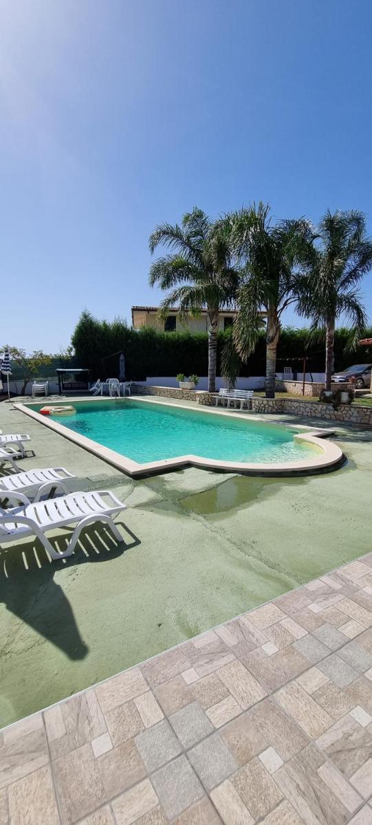 Villa Maria con piscina e giardino privato photo 3