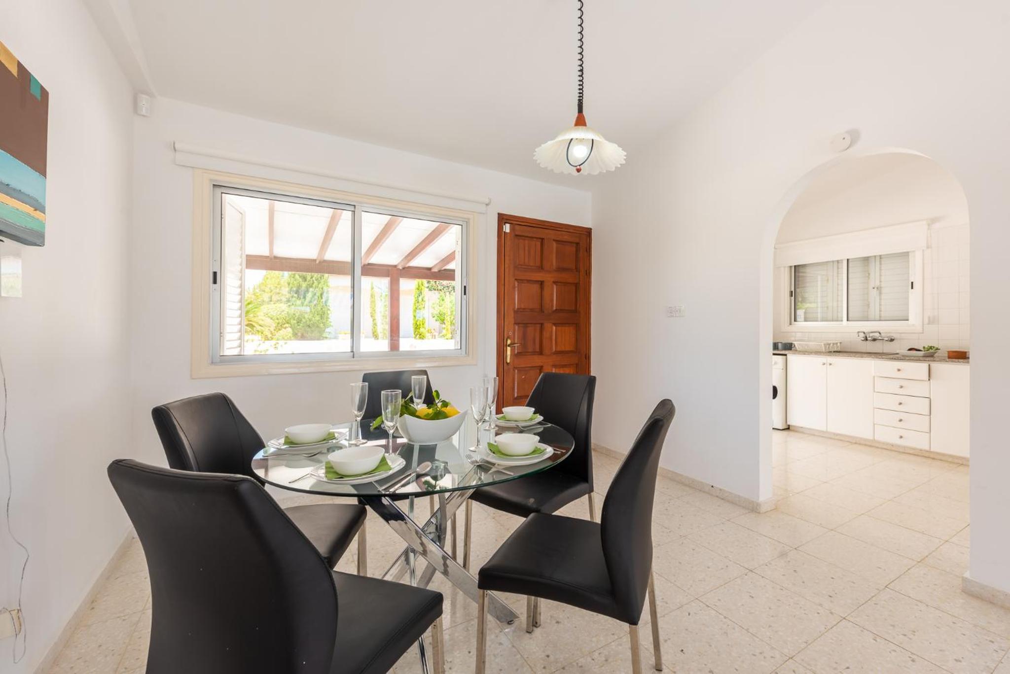 Bungalow Casa Bella by Ezoria Villas view 5