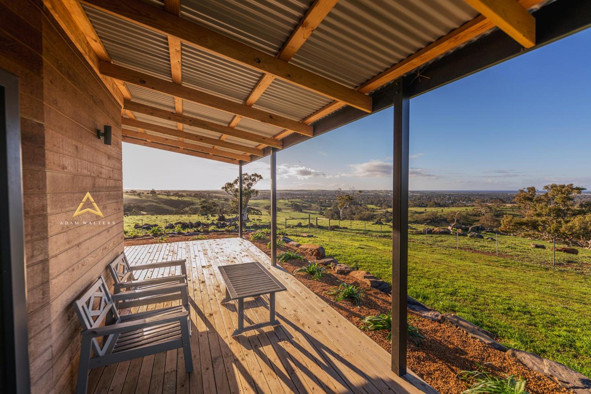 Old Bull Creek Luxury Retreat view 5