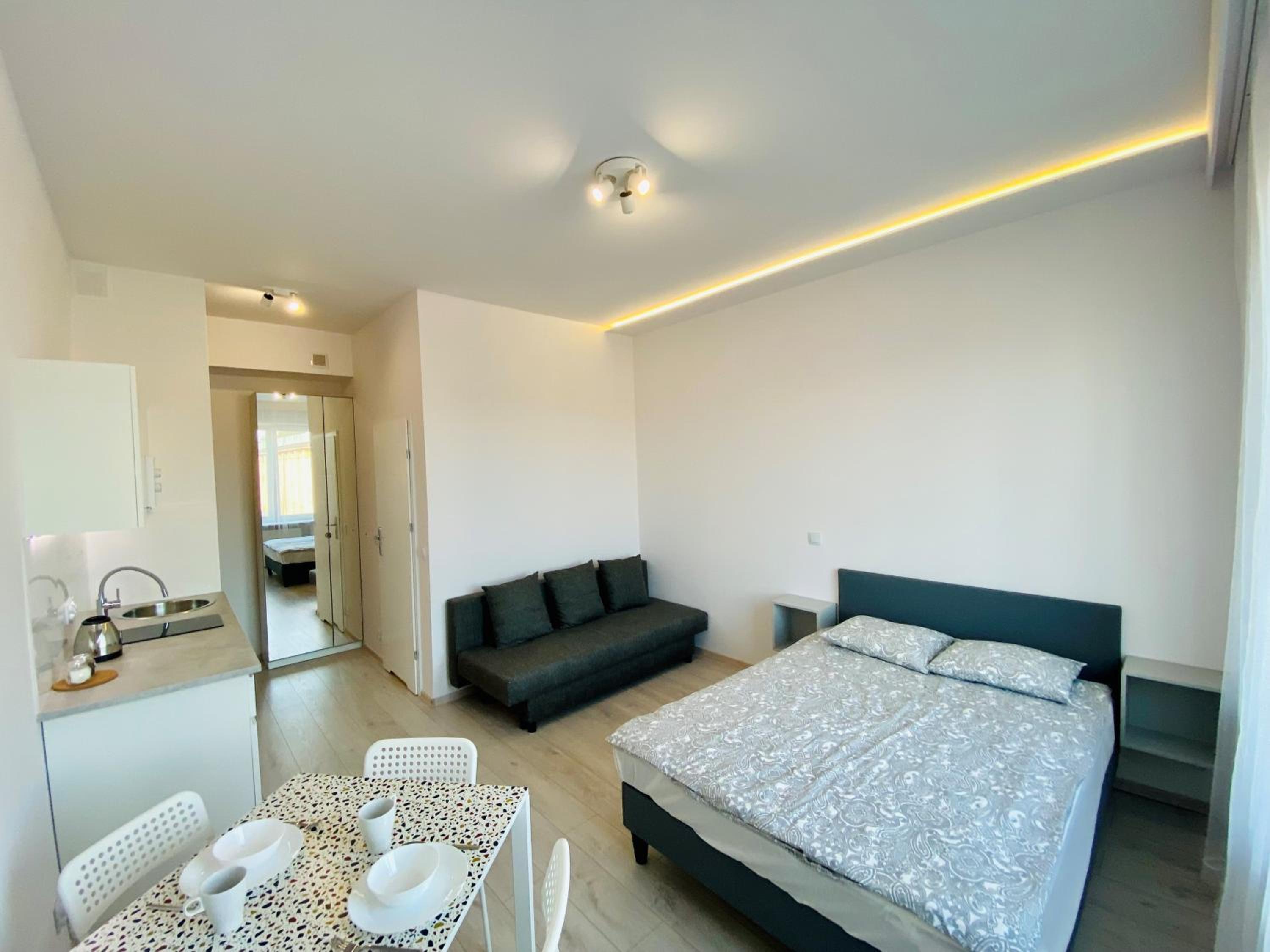 Center Warsaw- Apartamenty Smolna
