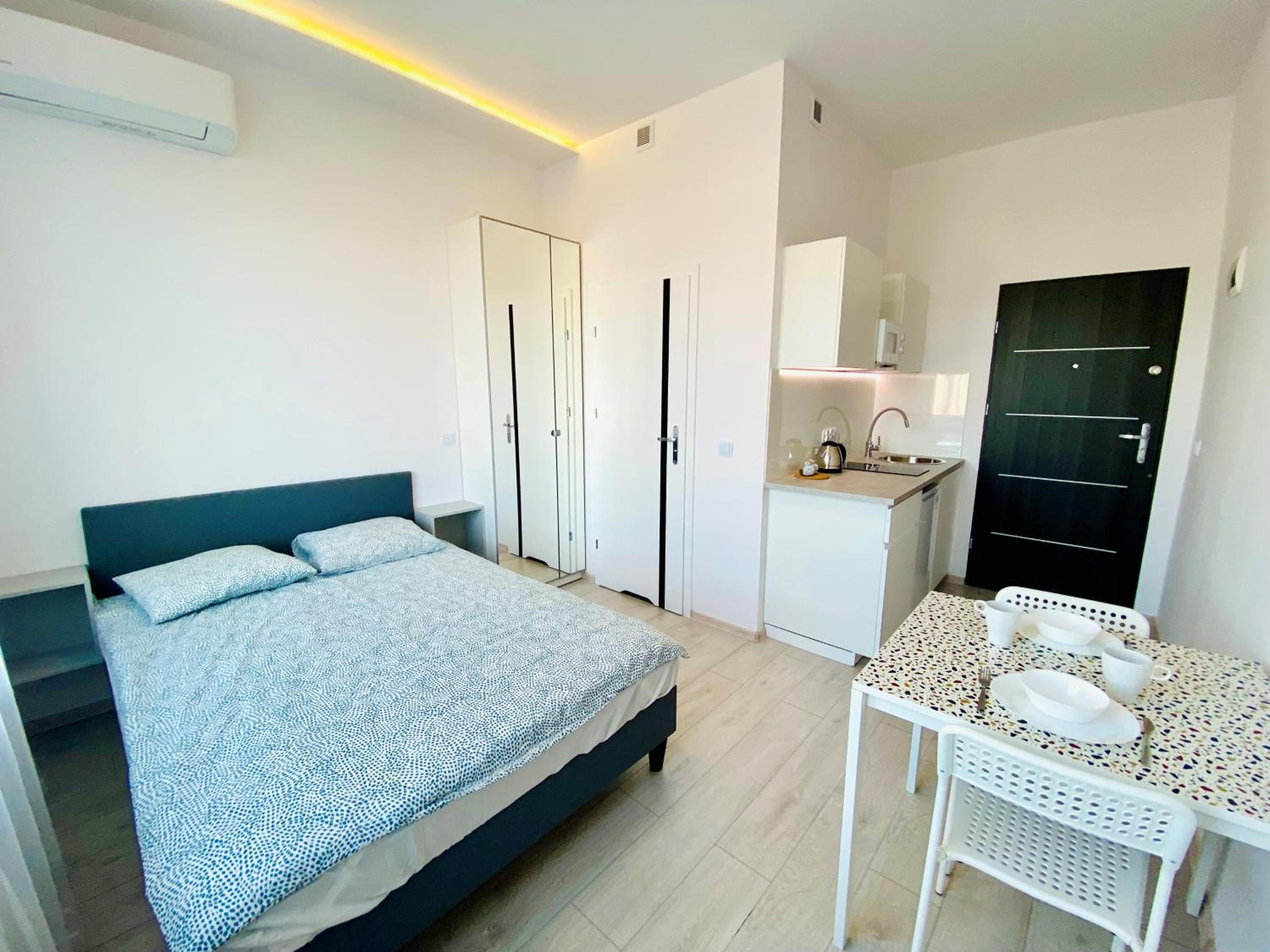 Center Warsaw- Apartamenty Smolna