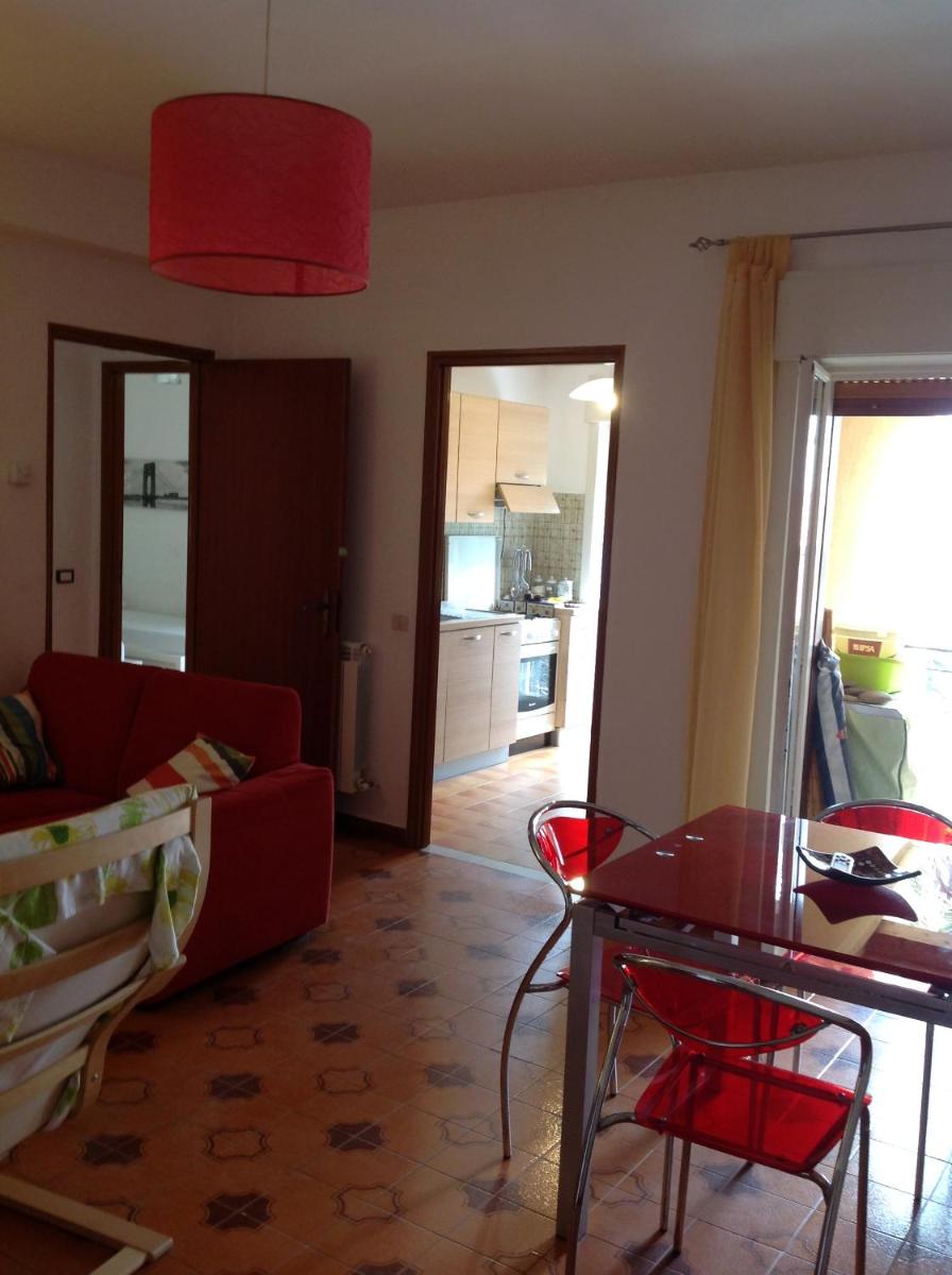 Apartment in Patti Marina: a step away from the sea and from the center! photo 2