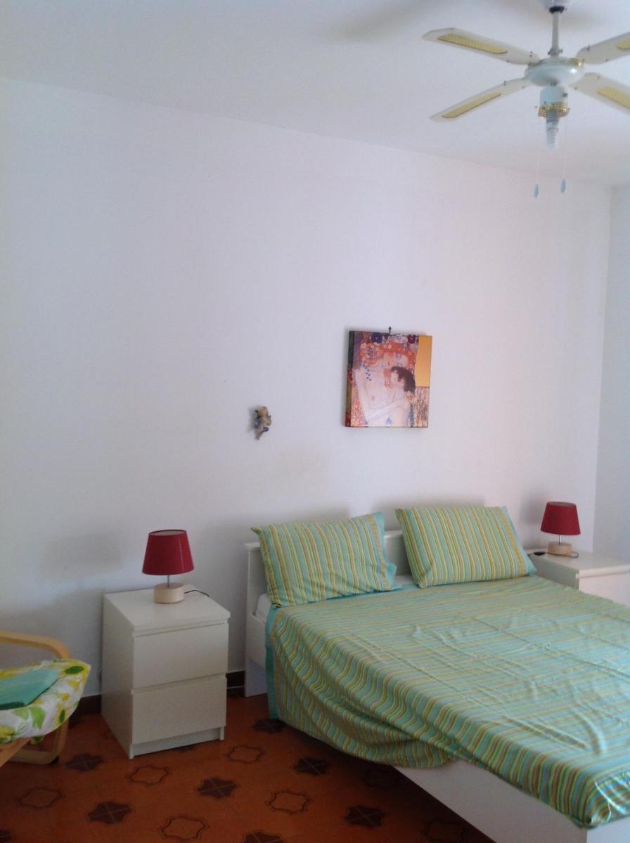Apartment in Patti Marina: a step away from the sea and from the center! photo 4