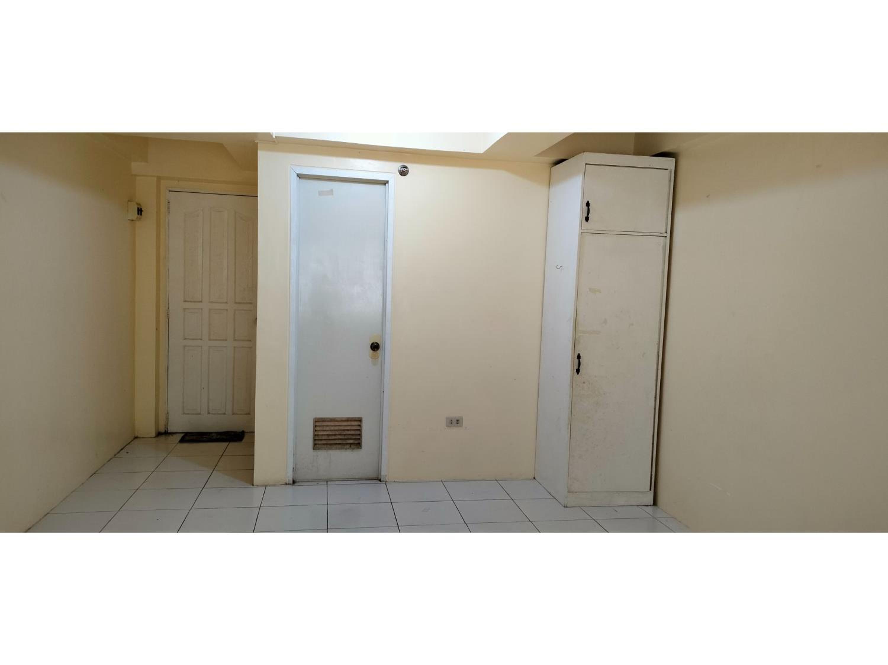 OYO 800 Ddd Habitat Dormtel Bacolod