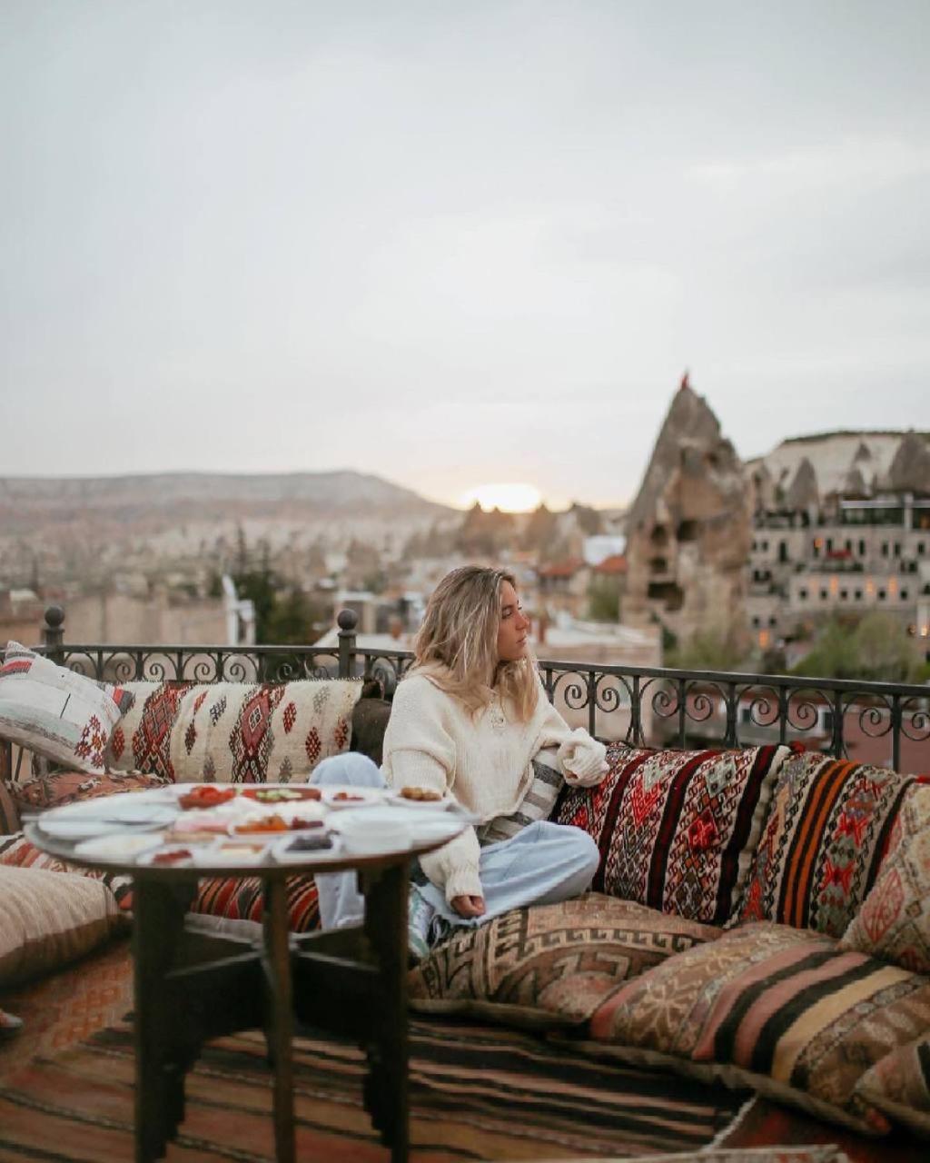 Caftan Cave Suites - Image 56