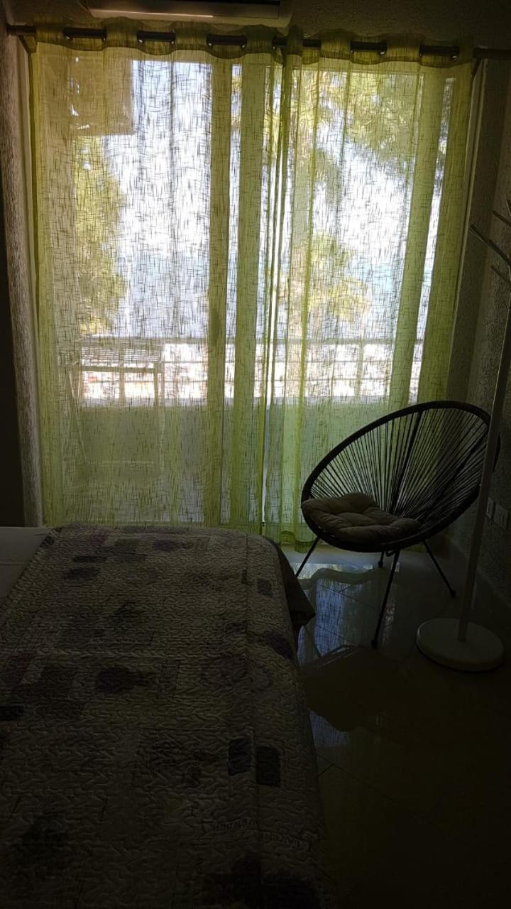 Mali i Robit Beachfront Apartment