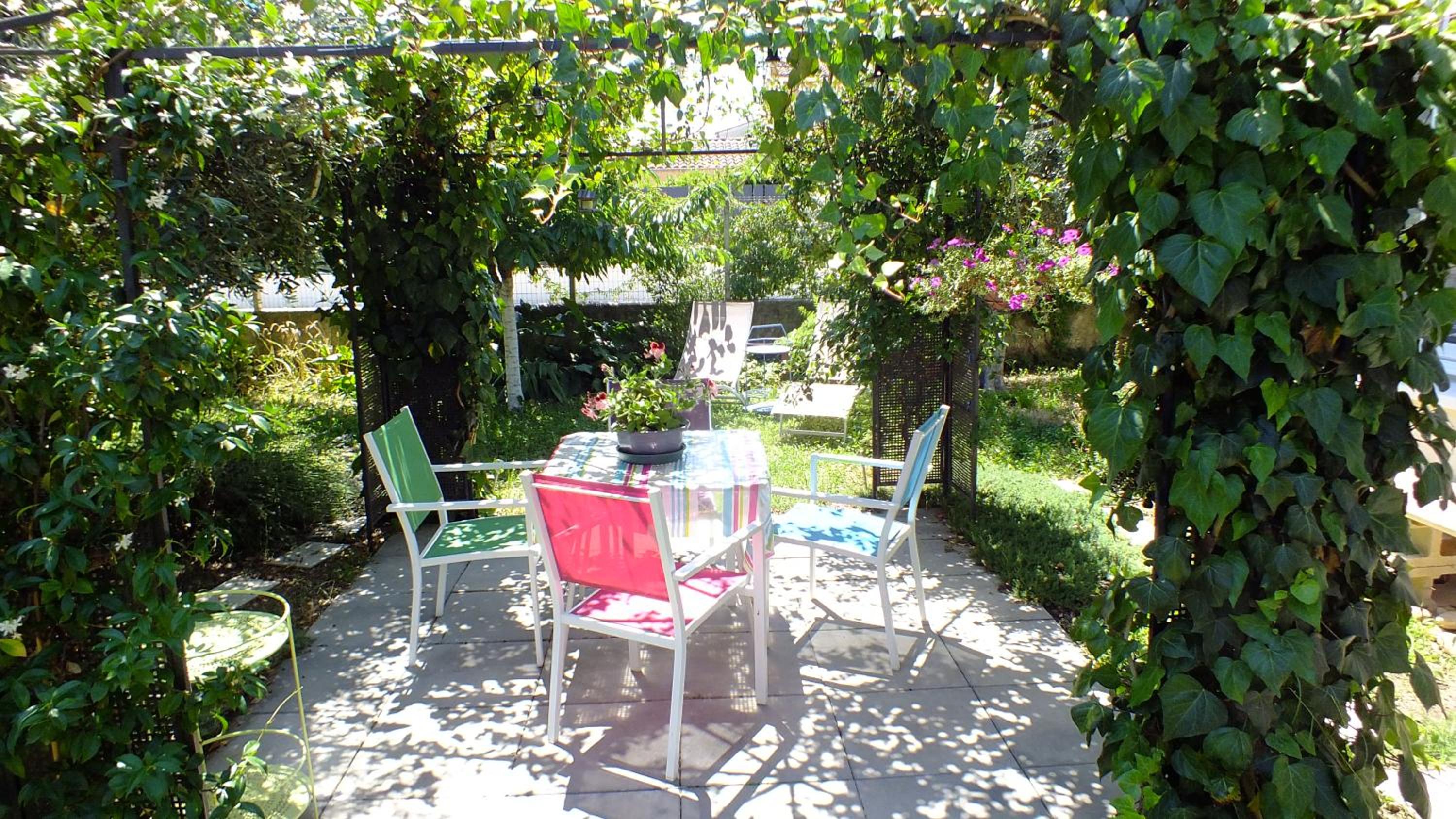 Hotel La Maison sous l'olivier - Image 1