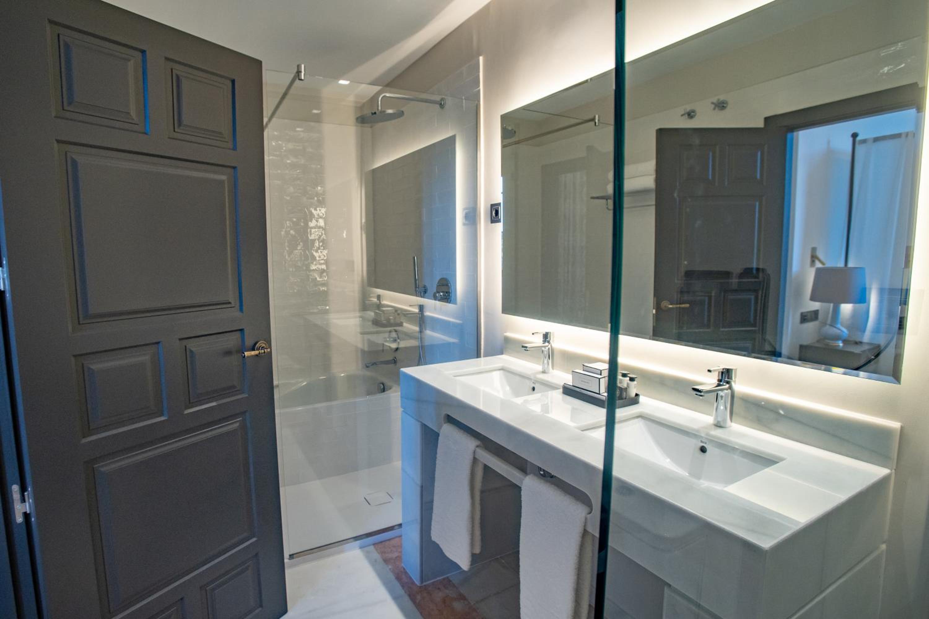 Photo 48 sur 88 de Soho Boutique Castillo de Santa Catalina - Adults Recommended