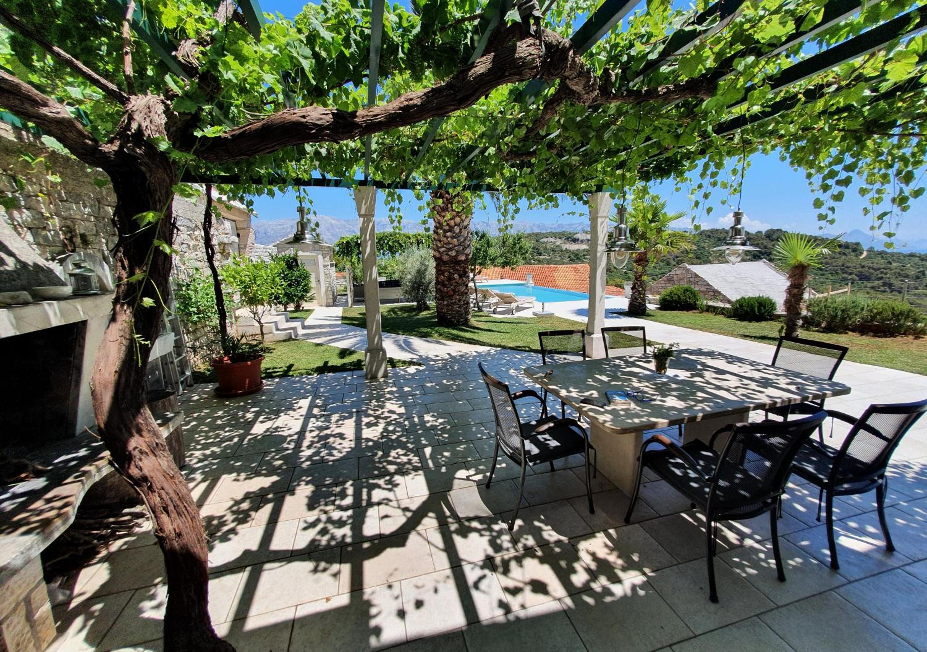 Villa Shiraz view 5
