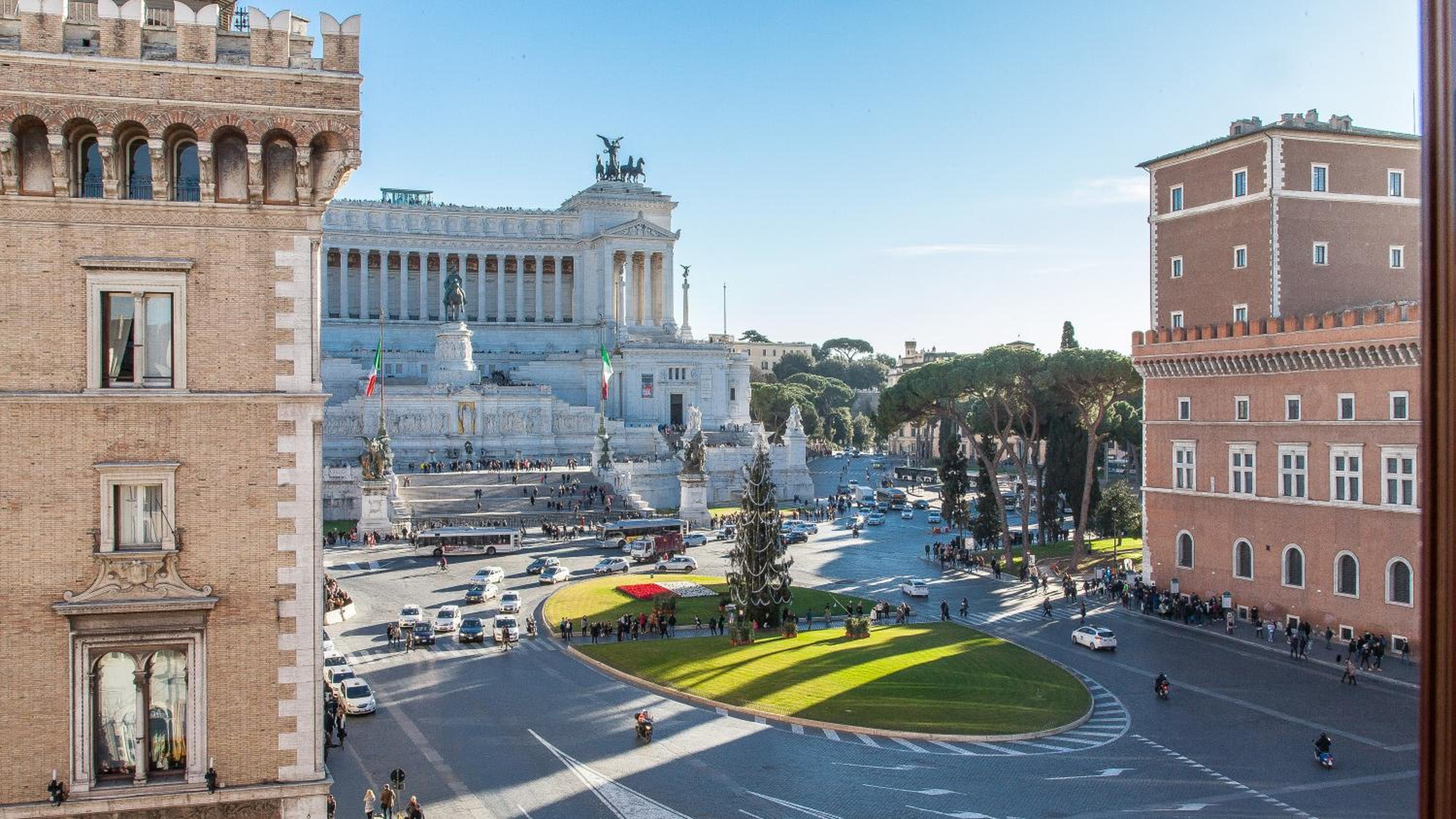 Piazza Venezia White Apartments