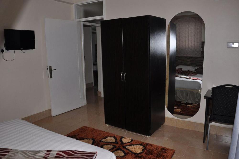 Latitude 1 Suites