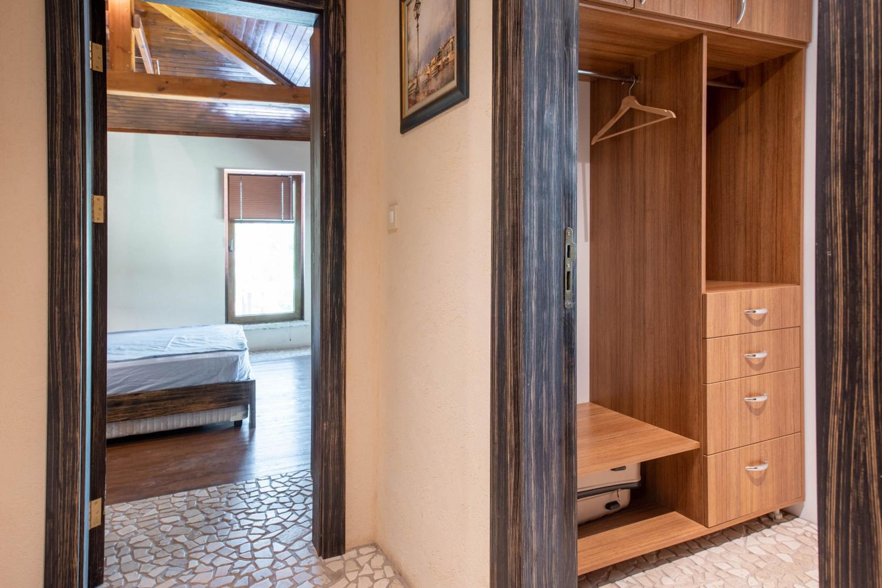 Villa Cook with Sea View - Heated Pool - at Balchik view 4
