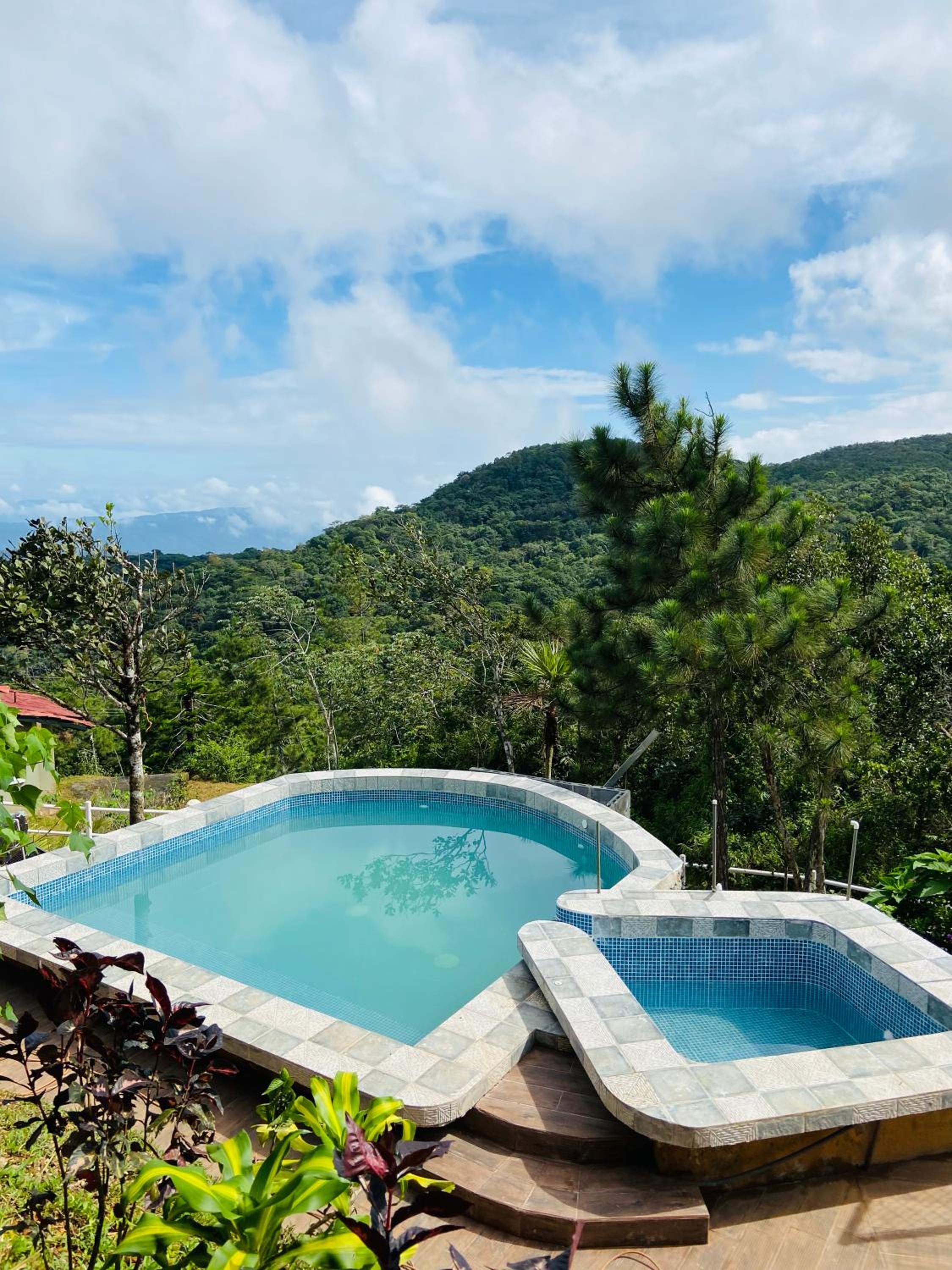 Hotel Hacienda Mi Montañita - Image 1