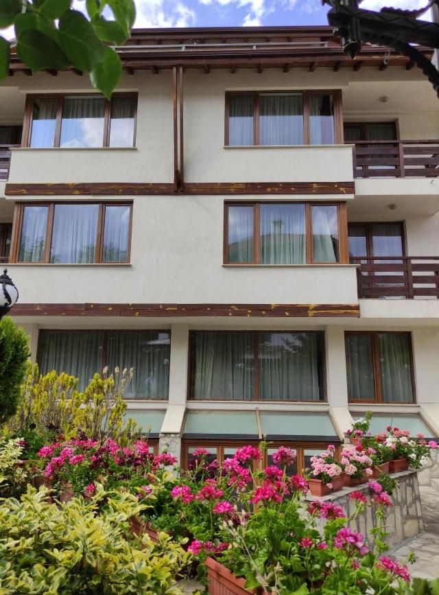 Guest House Ela