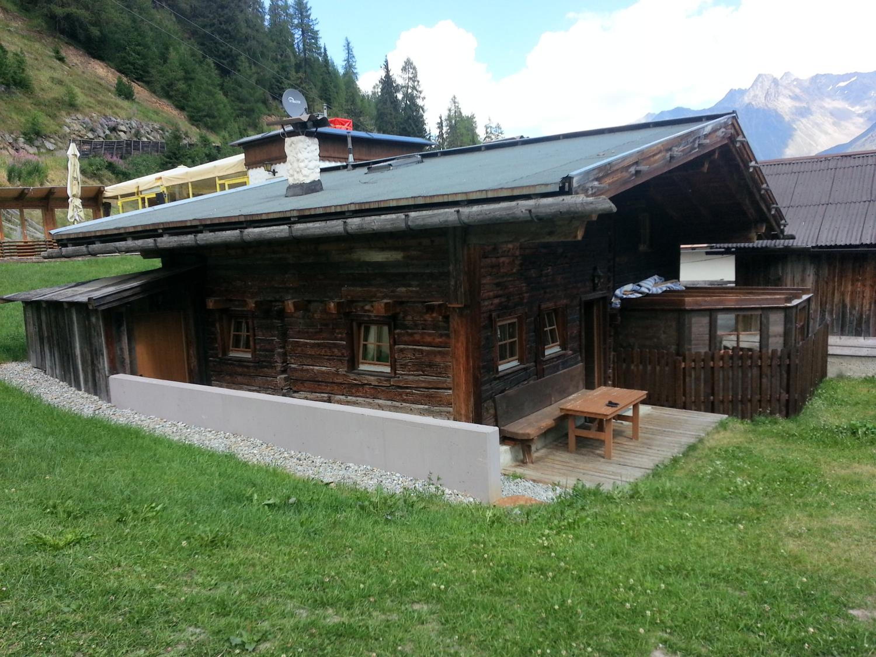 Hüttenzeit almhütte sölden