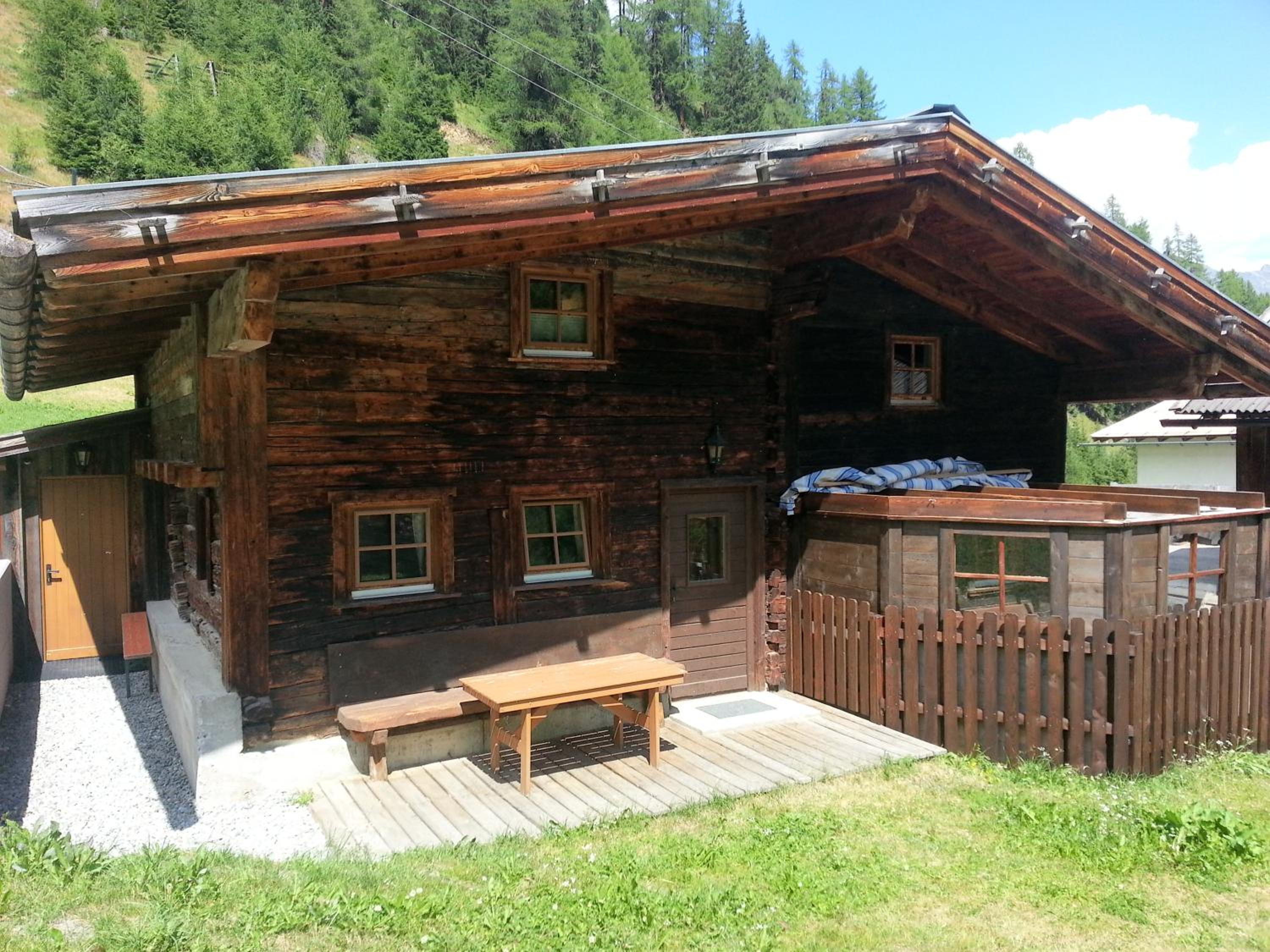 Hüttenzeit almhütte sölden