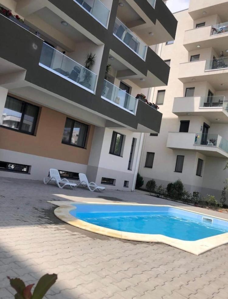 Emi Apartment Mamaia