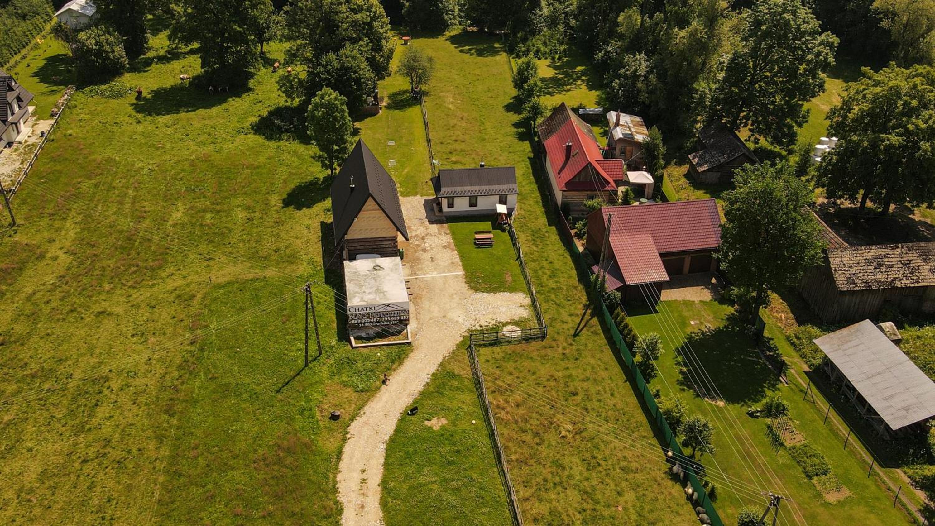 Chatki Nad Potokiem Gronków view 2
