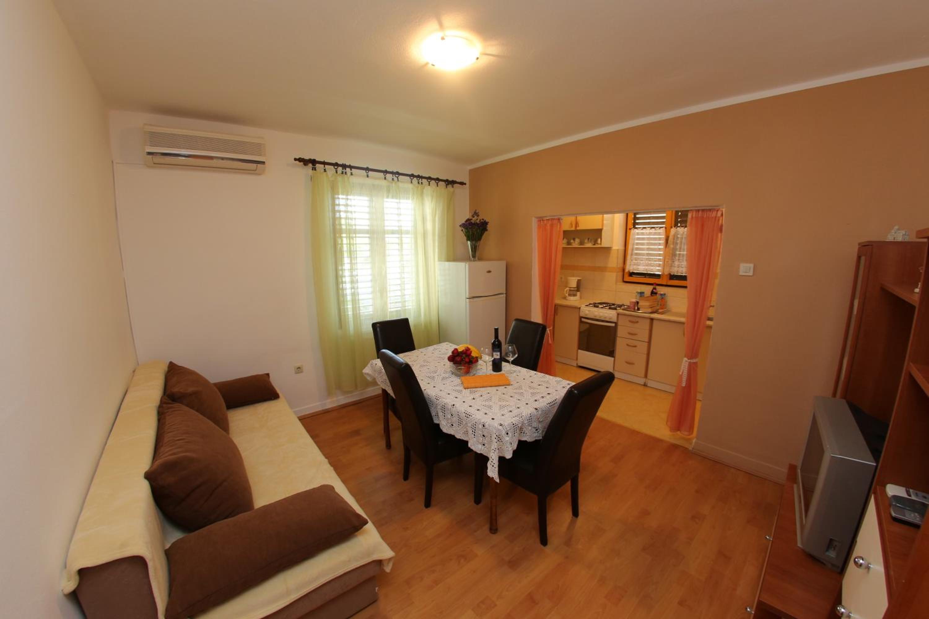 Apartments Vedrana view 5